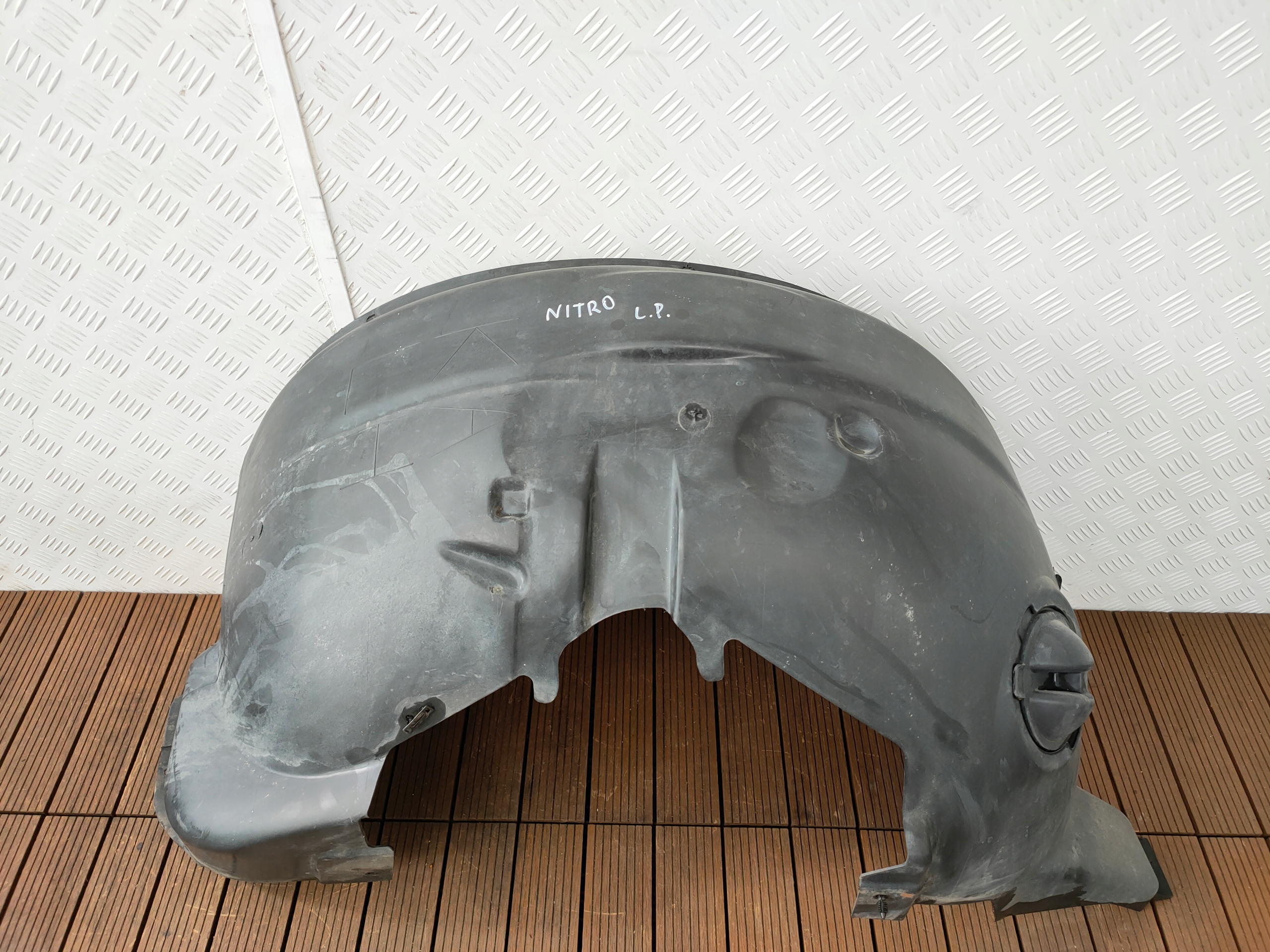 DODGE NITRO 07-12 mudguard front left front 55157171AD OE