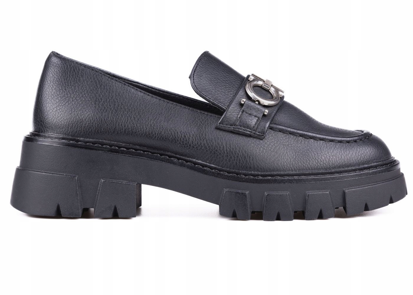 Černé Polobotky Na Platformě S Ozdobou Slip On 37