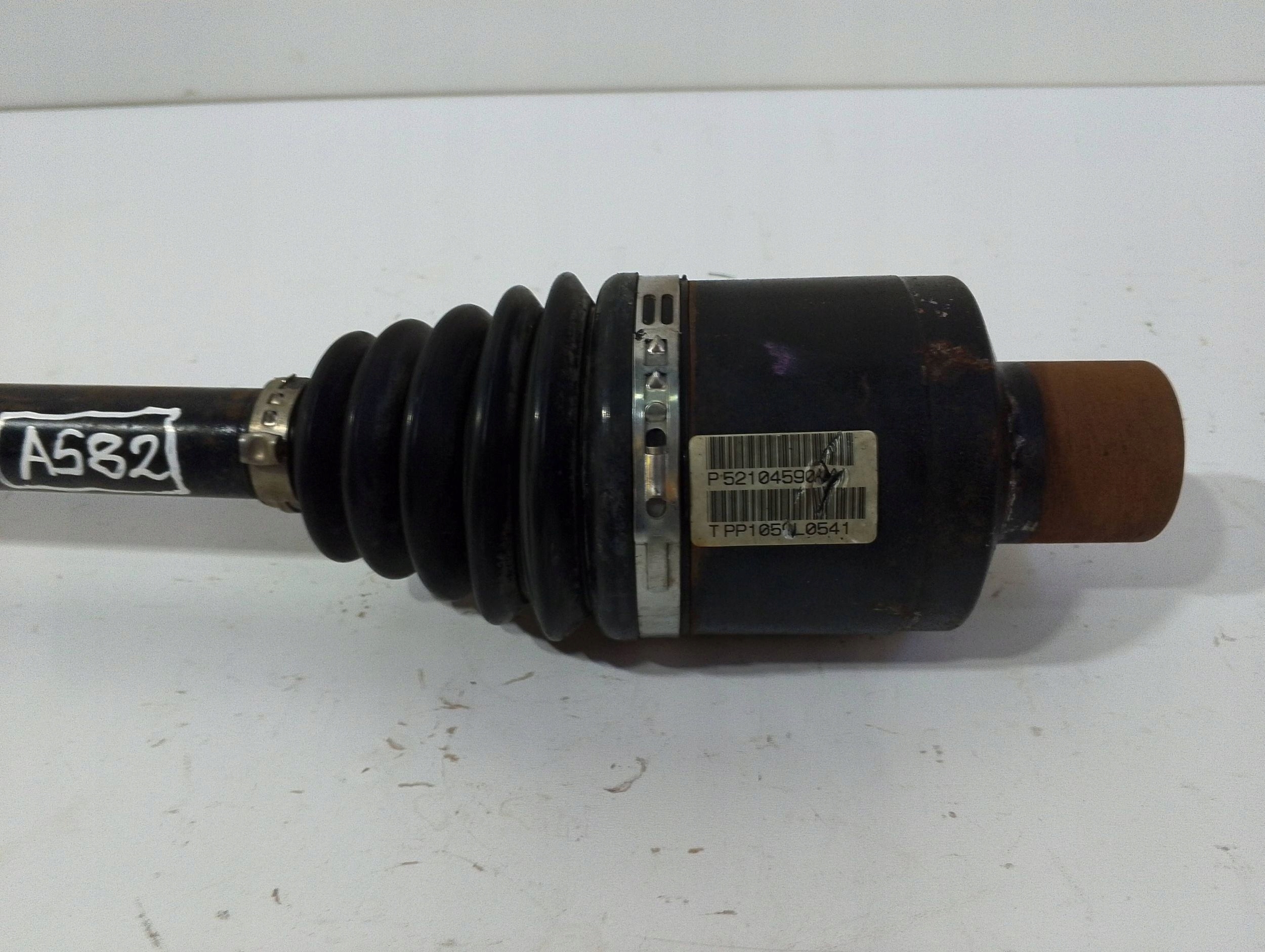 Jeep Grand Cherokee WK 3,0 CRD semi-axis front right P52104590AB (A582)