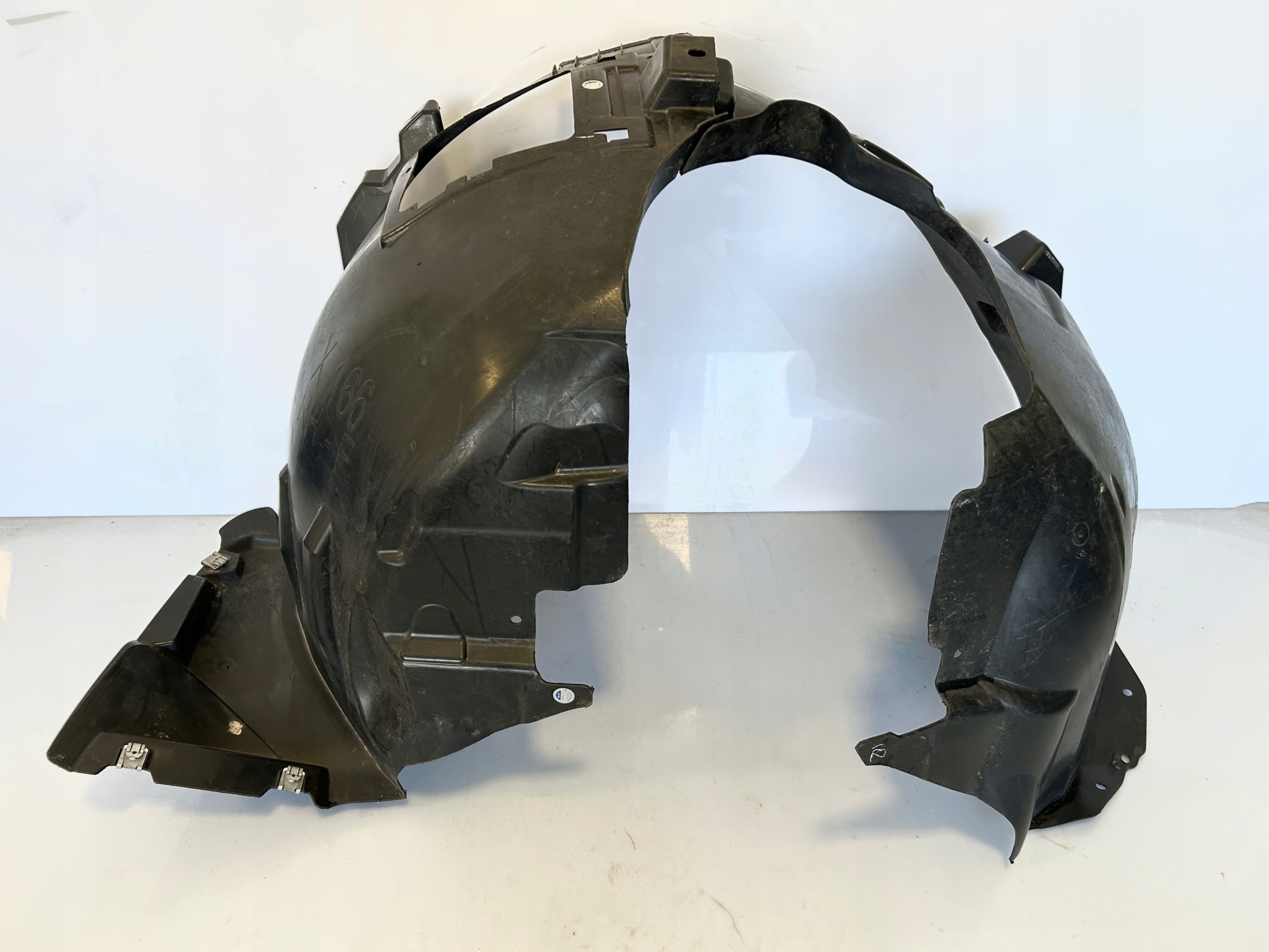 NADKOLE UŻYWANE MERCEDES GLS X166 PRAWY PRZÓD A1668802705 A1668847722