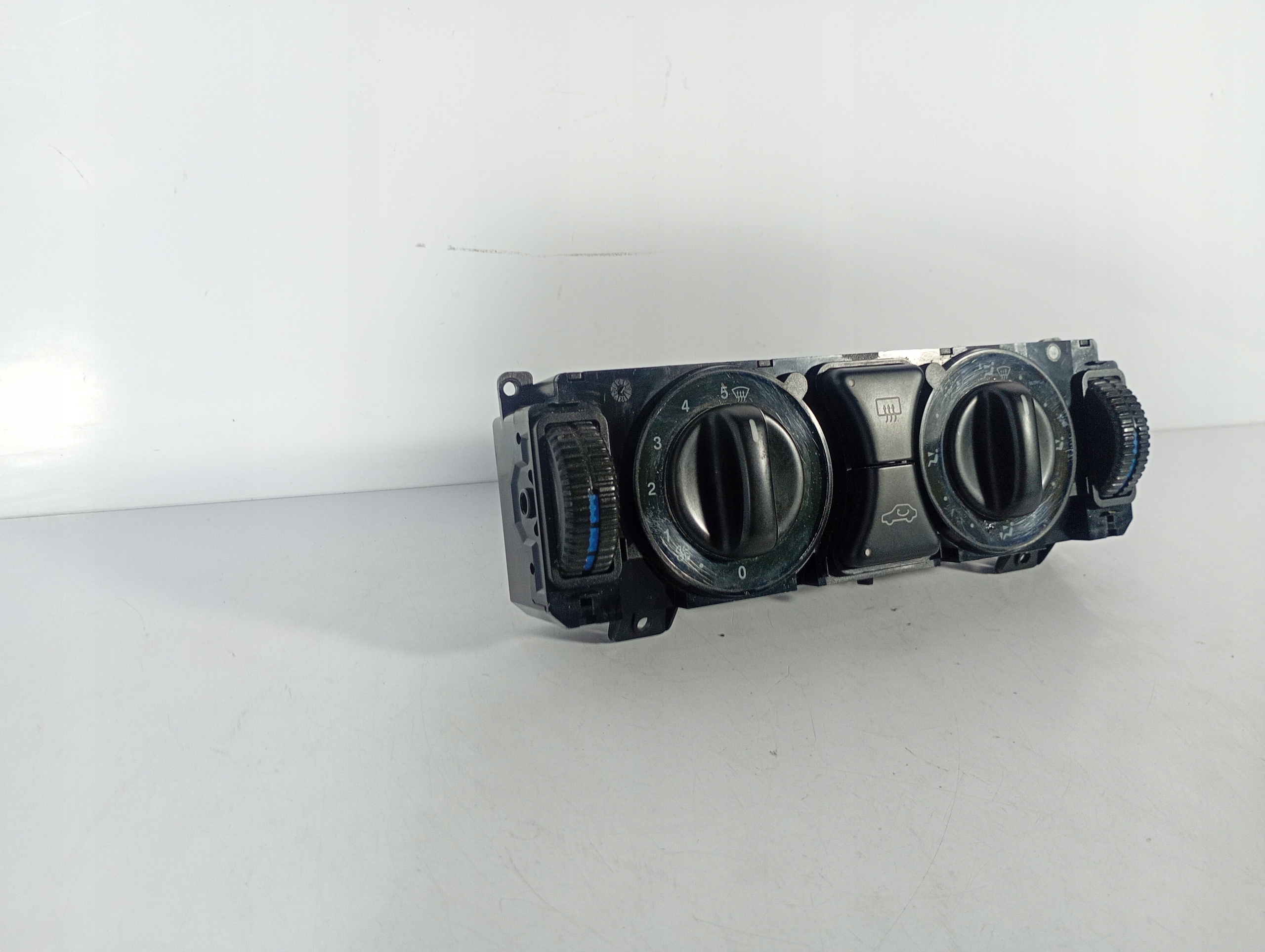 Mercedes CKLASA W203 02-07 switch switch PANEL air conditioning devices OE 2108300185