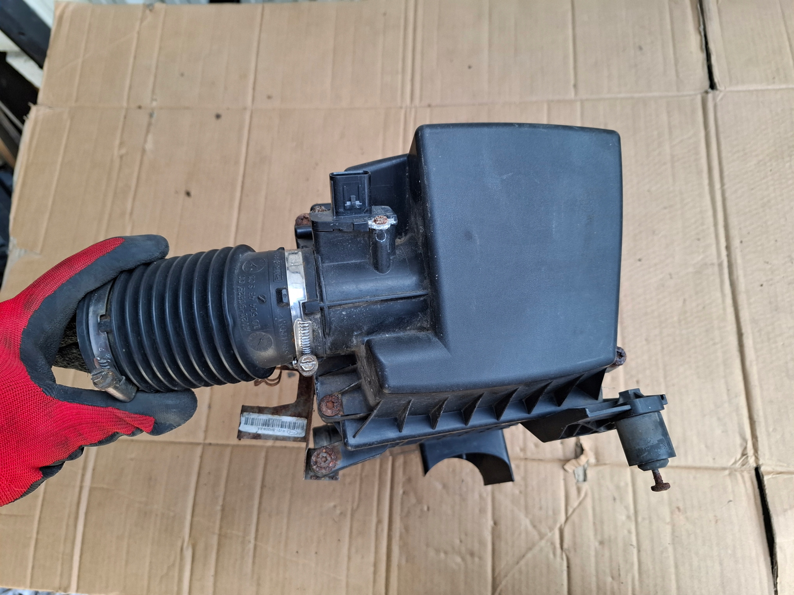 Gehäuse filter luft FORD FIESTA MK7 AV21-9600-AA 1.4 TDCI