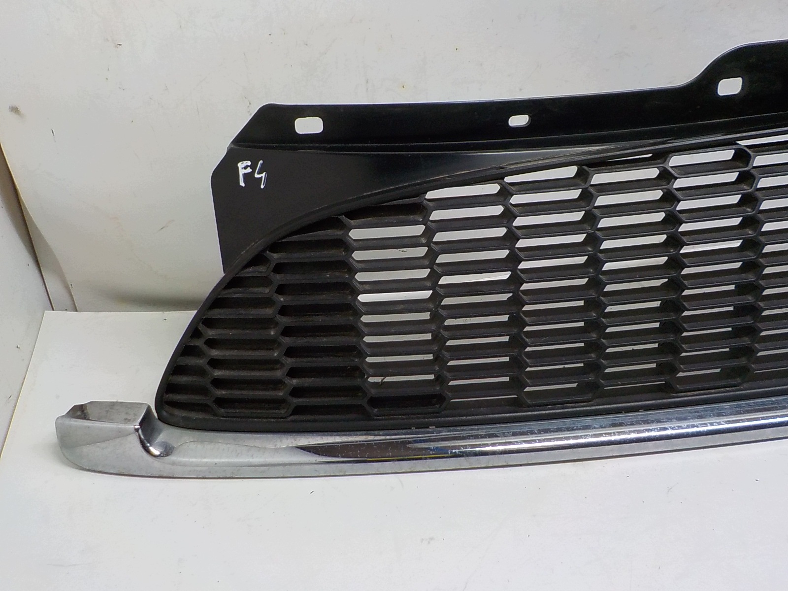 MINI COOPER CLUBMAN R56 grill grille radiator