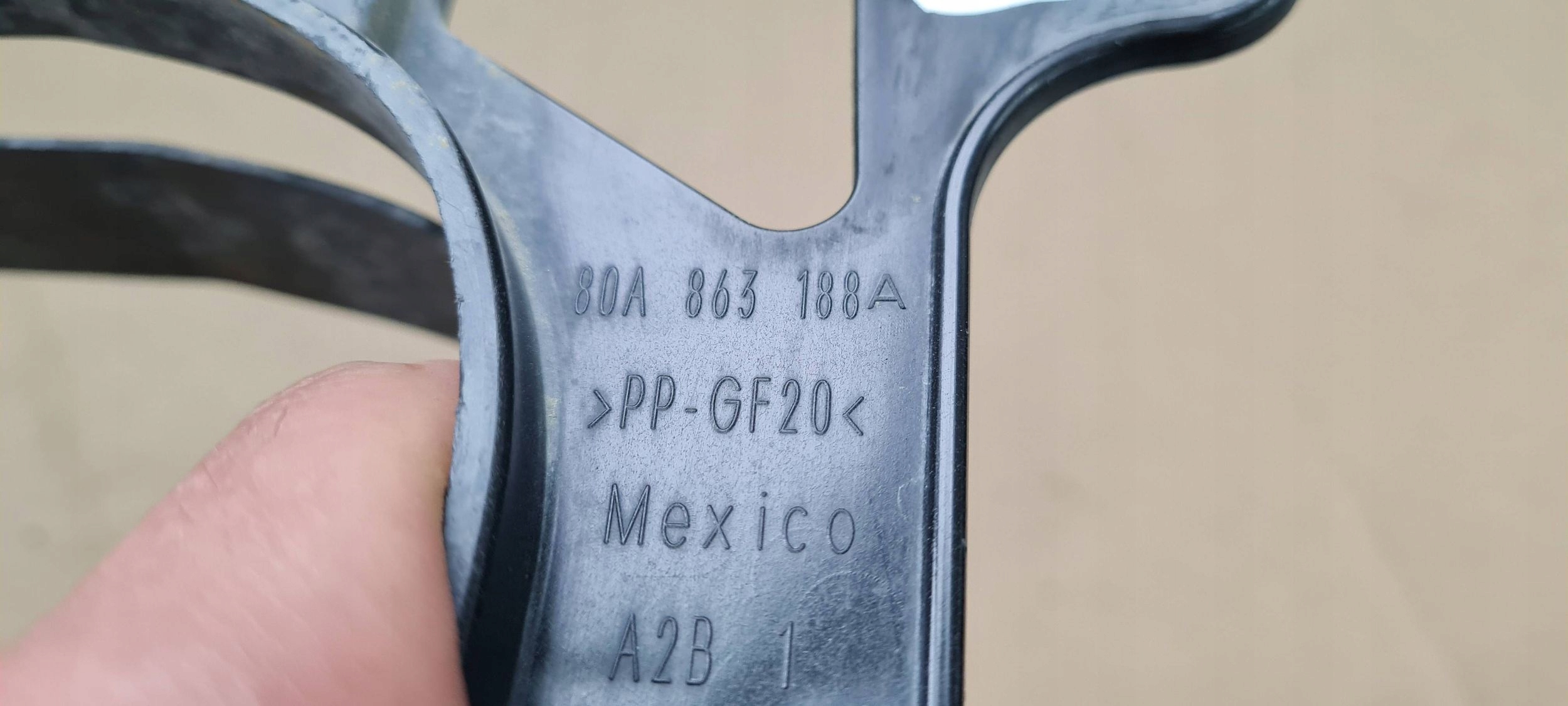 Q5 80A SQ5 cover covering semi-axes right right front 80A863188A