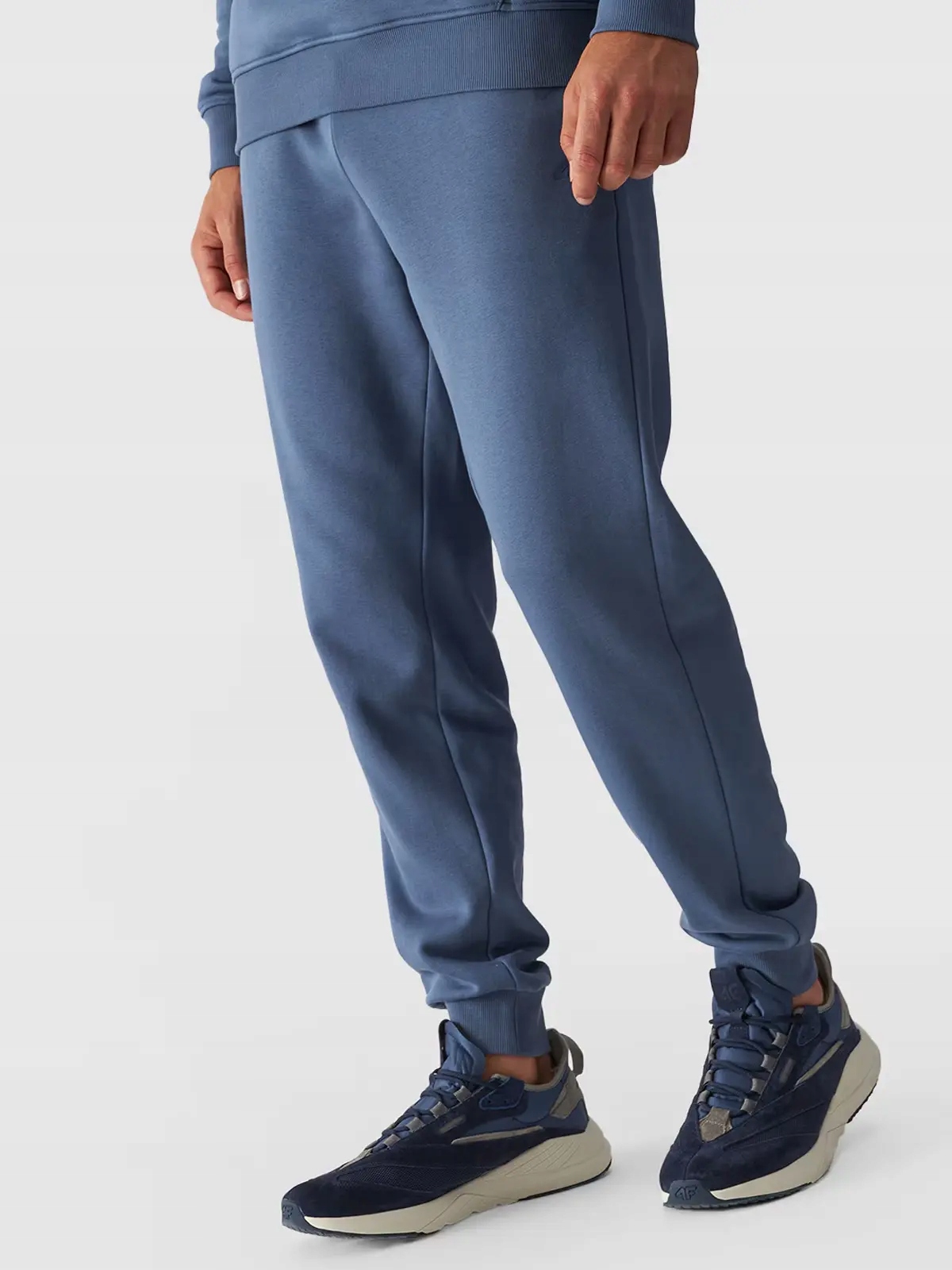 SPODNIE DRESOWE MĘSKIE 4F DRESY SPORTOWE JOGGERY BAWEŁNA WYGODNE M00T0943 Rozmiar L