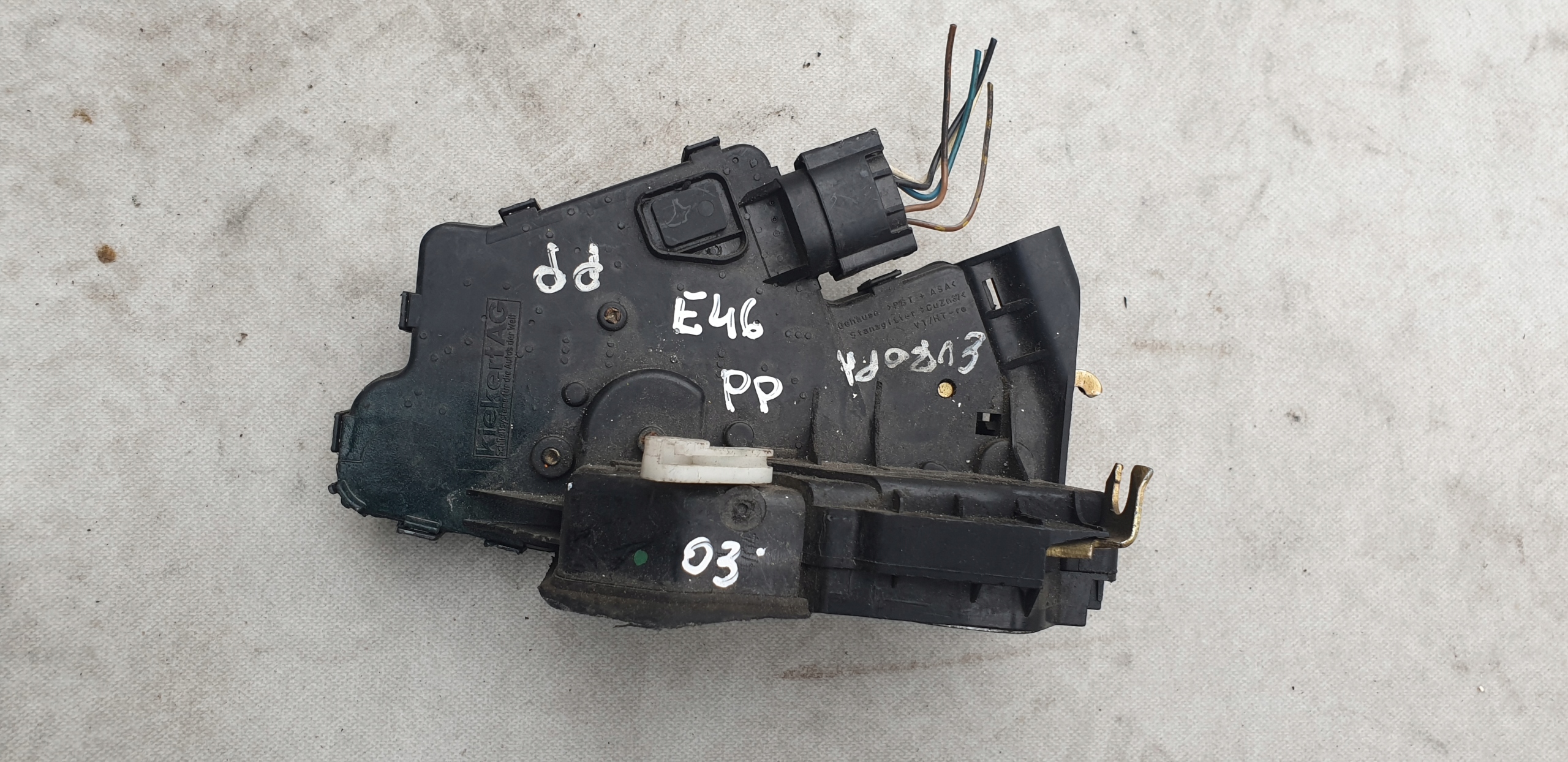 lock right front door BMW 3 e46 2001
