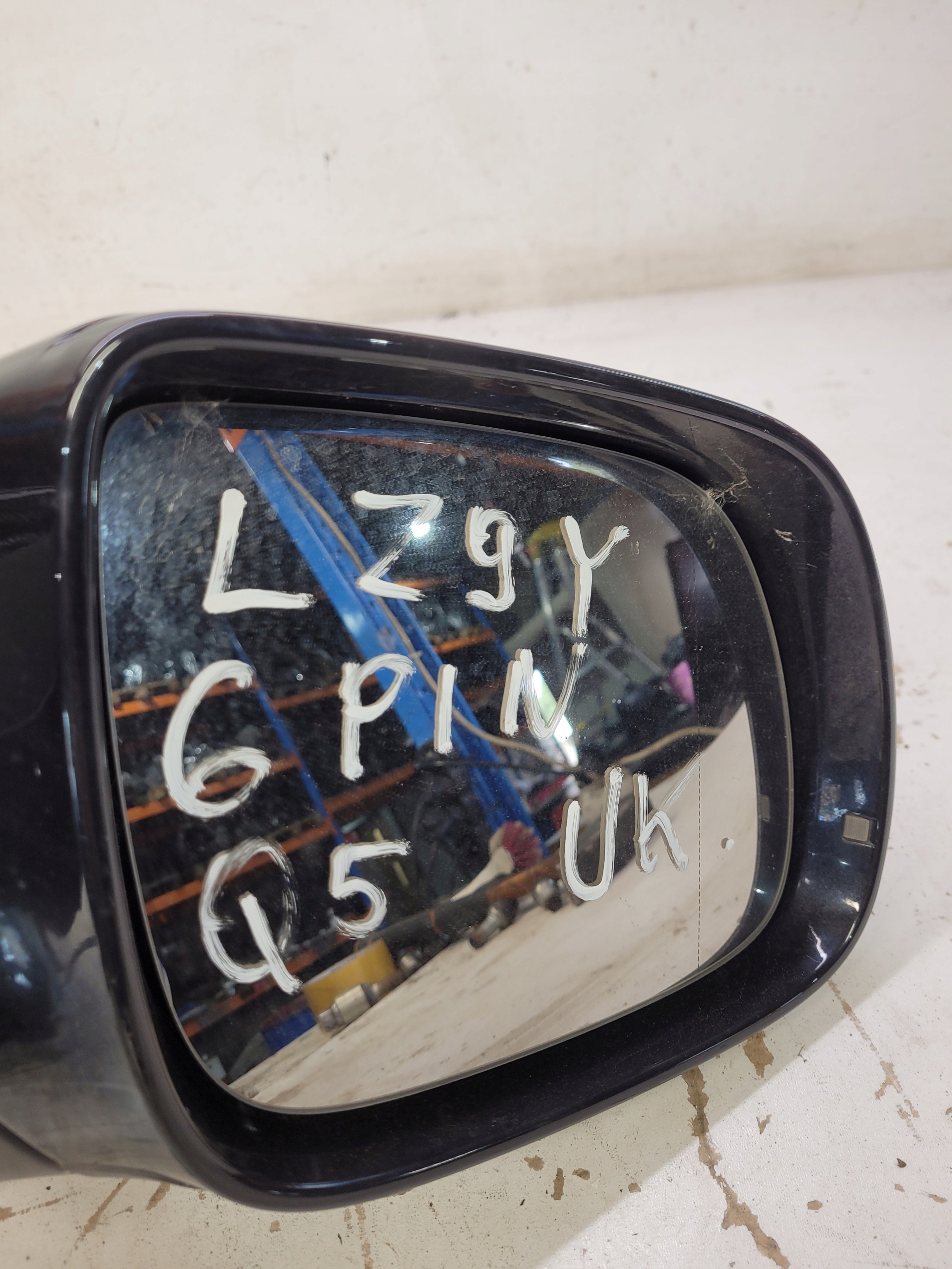 mirror exterior right AUDI Q5 8R LZ9Y 6-PIN