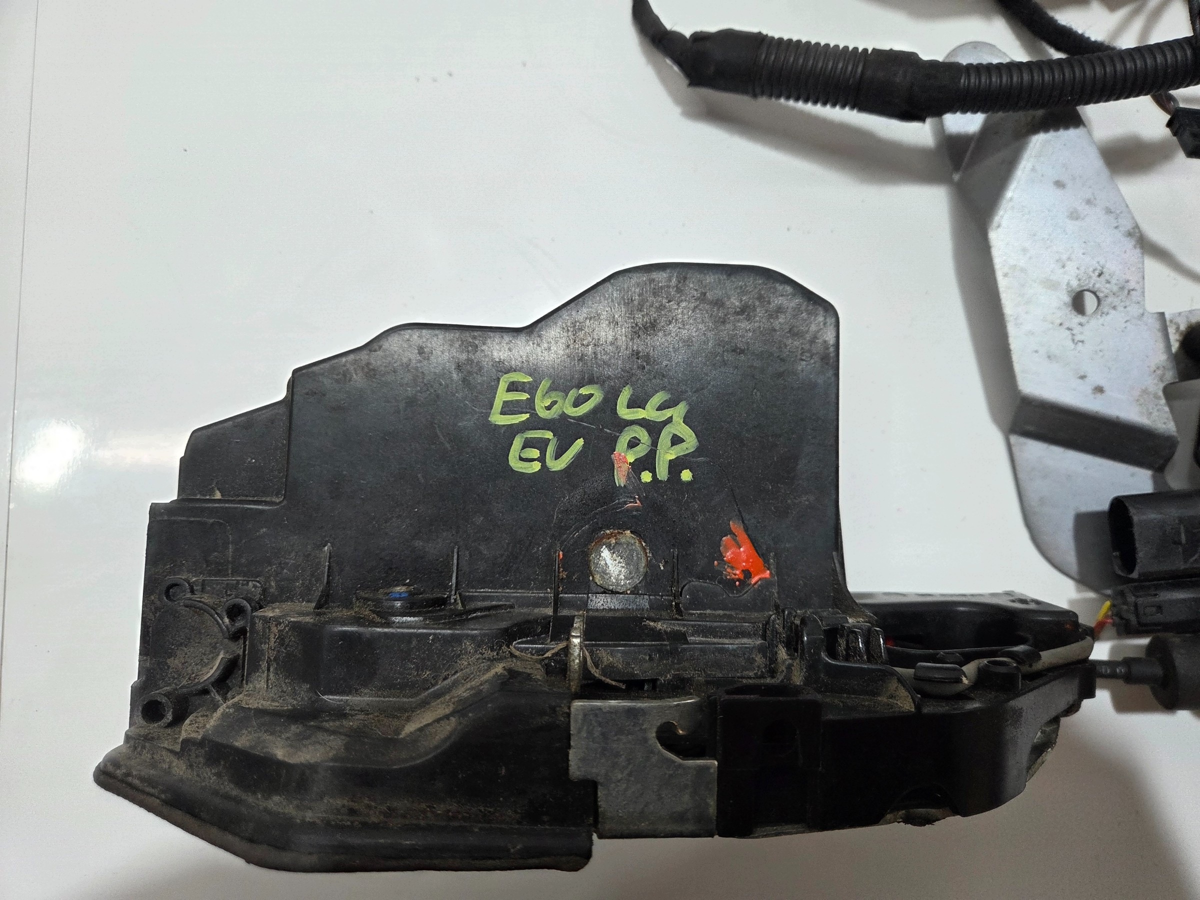 brava vrata DOCIAG desni prednji SOFT CLOSE BMW E60 E61 7202156