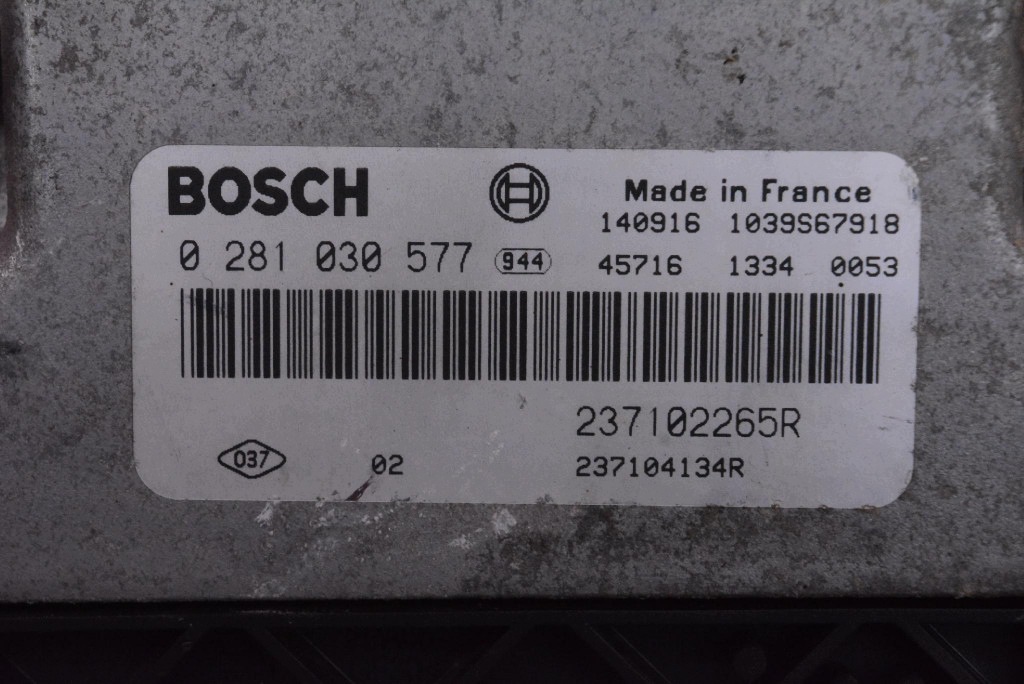 control unit computer of the engine 237102265R OPEL MOVANO B 2.3 CDTI 125 KM 10-22