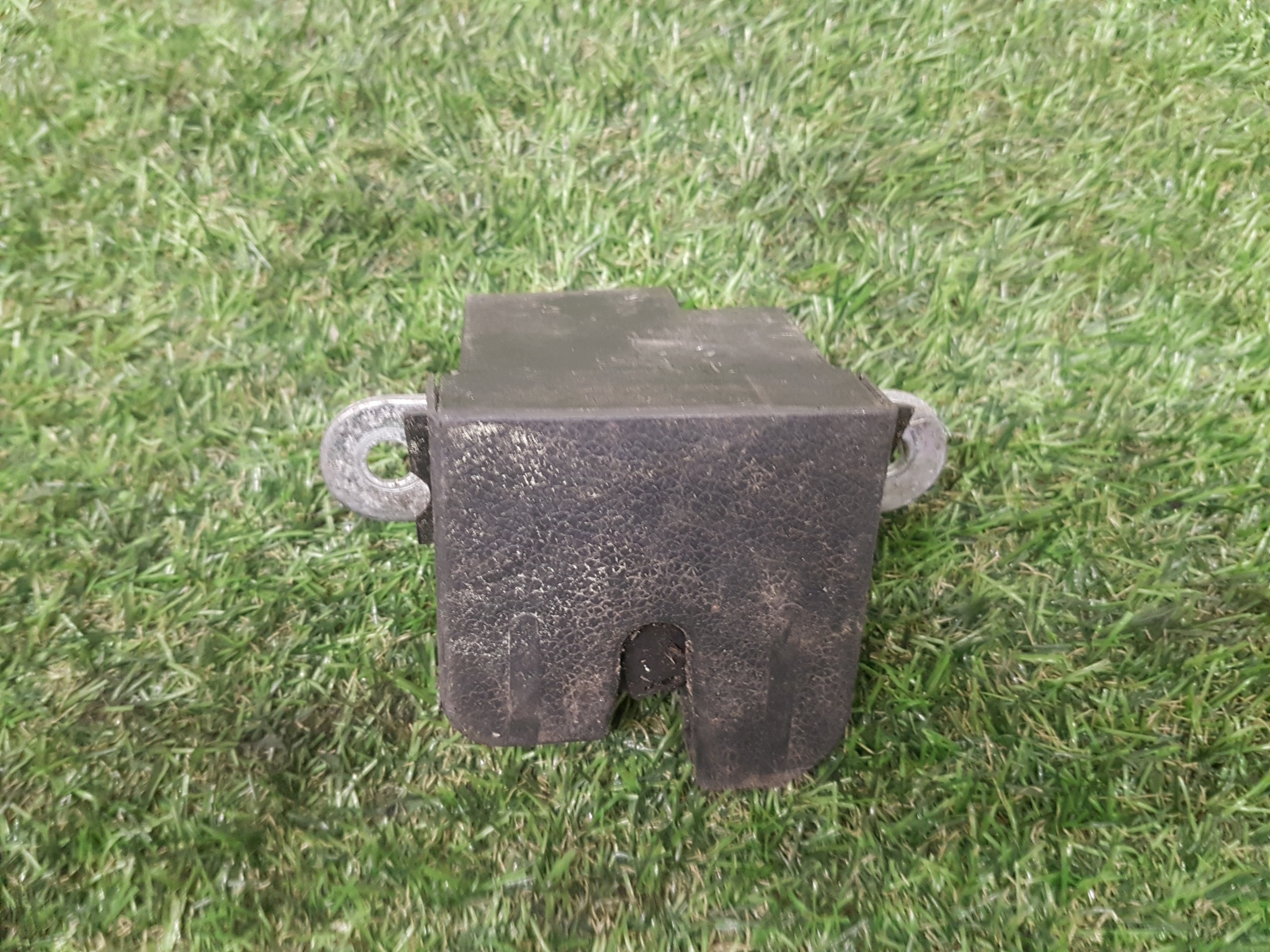 lock bonnet boot VOLKSWAGEN PASSAT B6