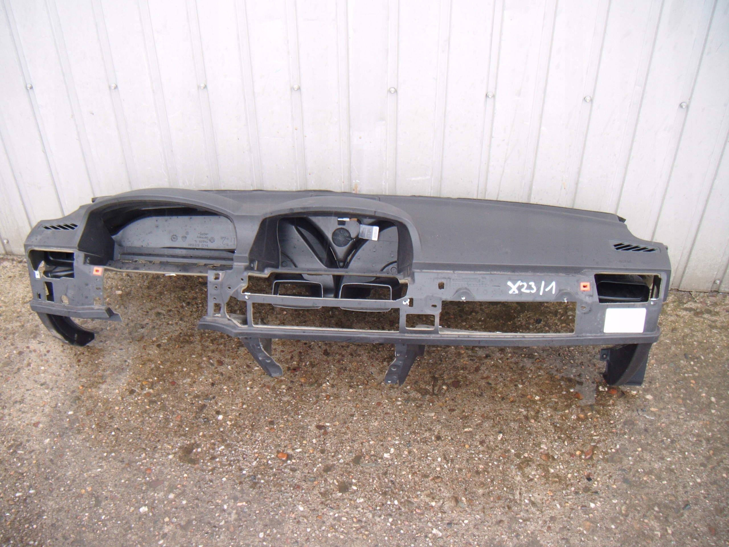 BMW E65 E66 KONSOLA DESKA 7018226