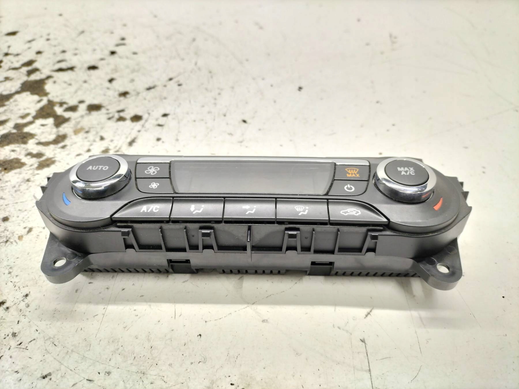 PANEL BOCCHETTE BM5T-18C612-CL Ford Focus Mk3 (2010-2019)