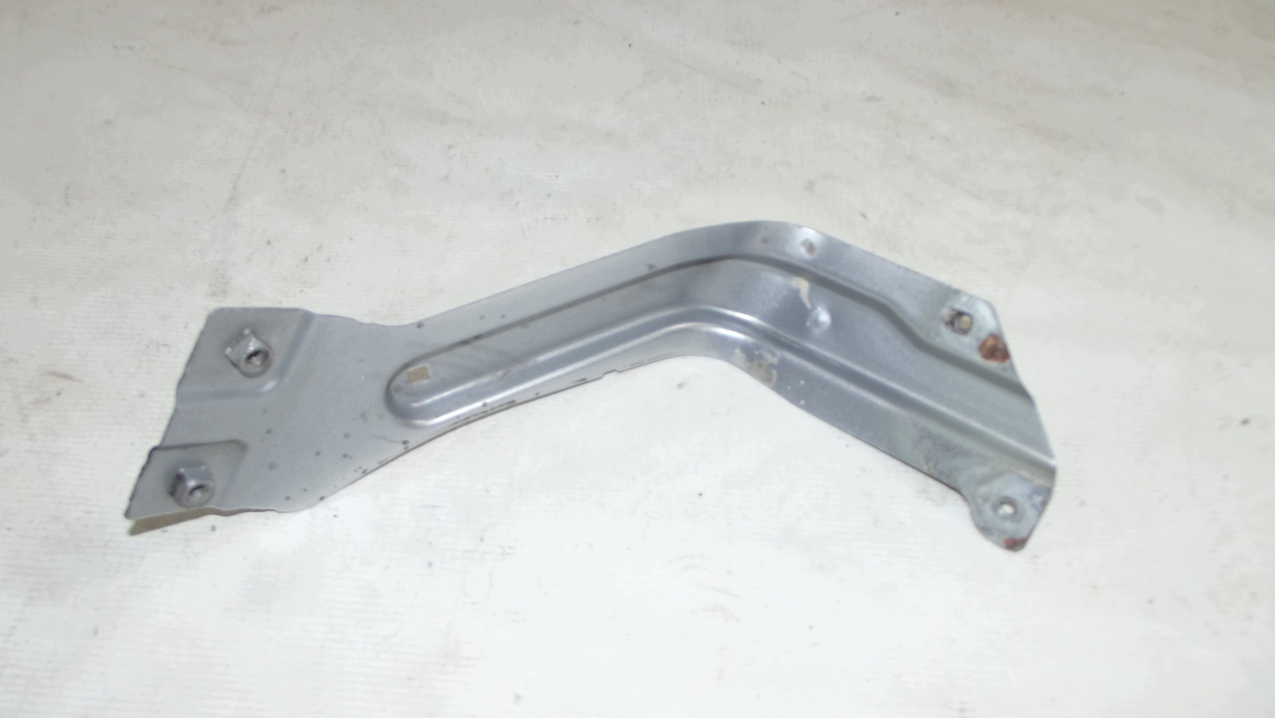 VW Caddy III Touran II Console Support plaque Aile Gauche Avant 1T0821135C