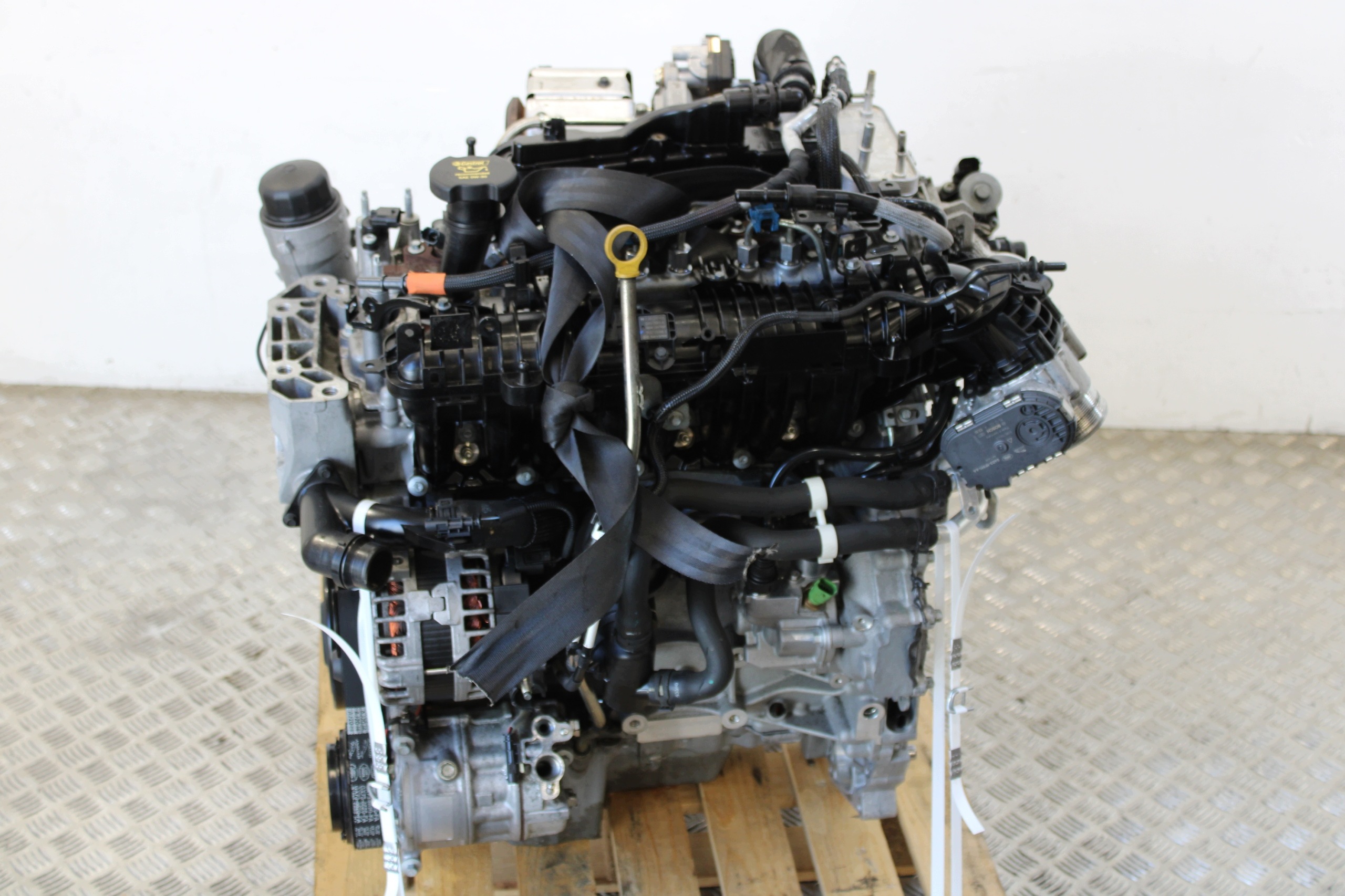 engine MOTOR complete 204DTD LAND ROVER DISCOVERY SPORT L550 2,0D