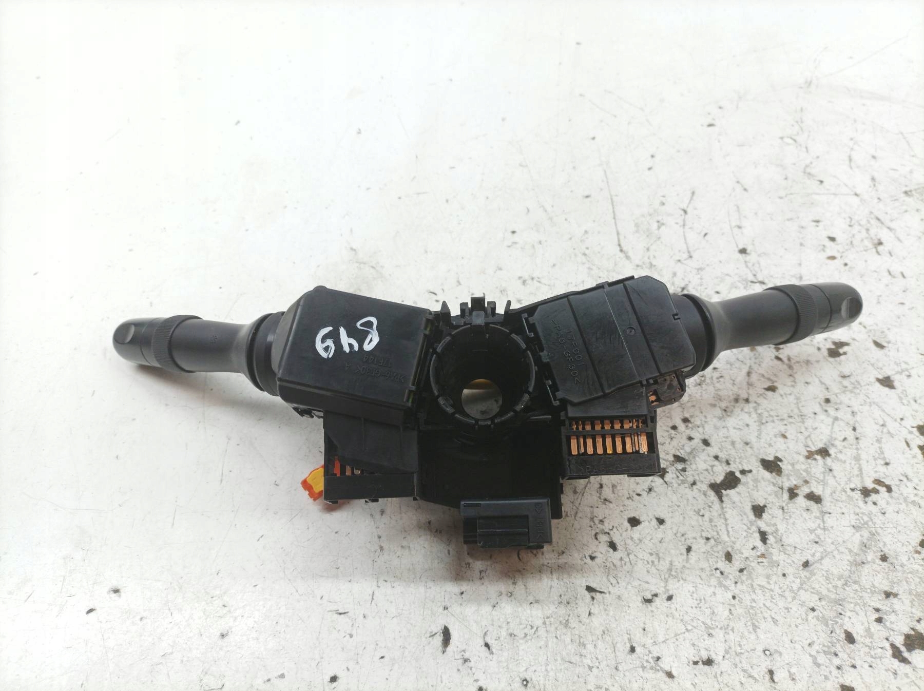 steering wheel levers and controls ring KPL Toyota Auris and (2006-2012)
