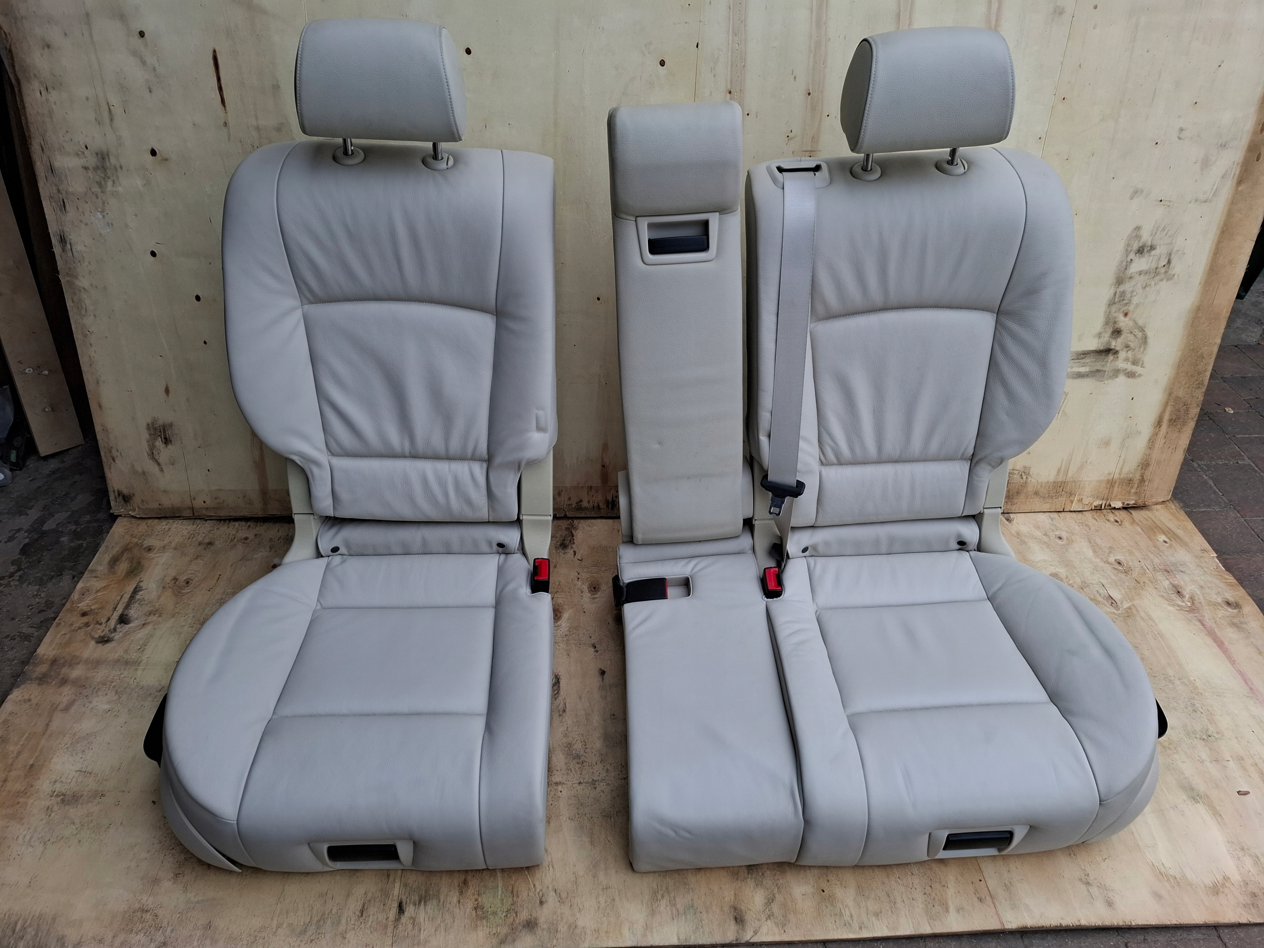 Sitz heck BMW 5 GT F07 ELFENBEINWEISS