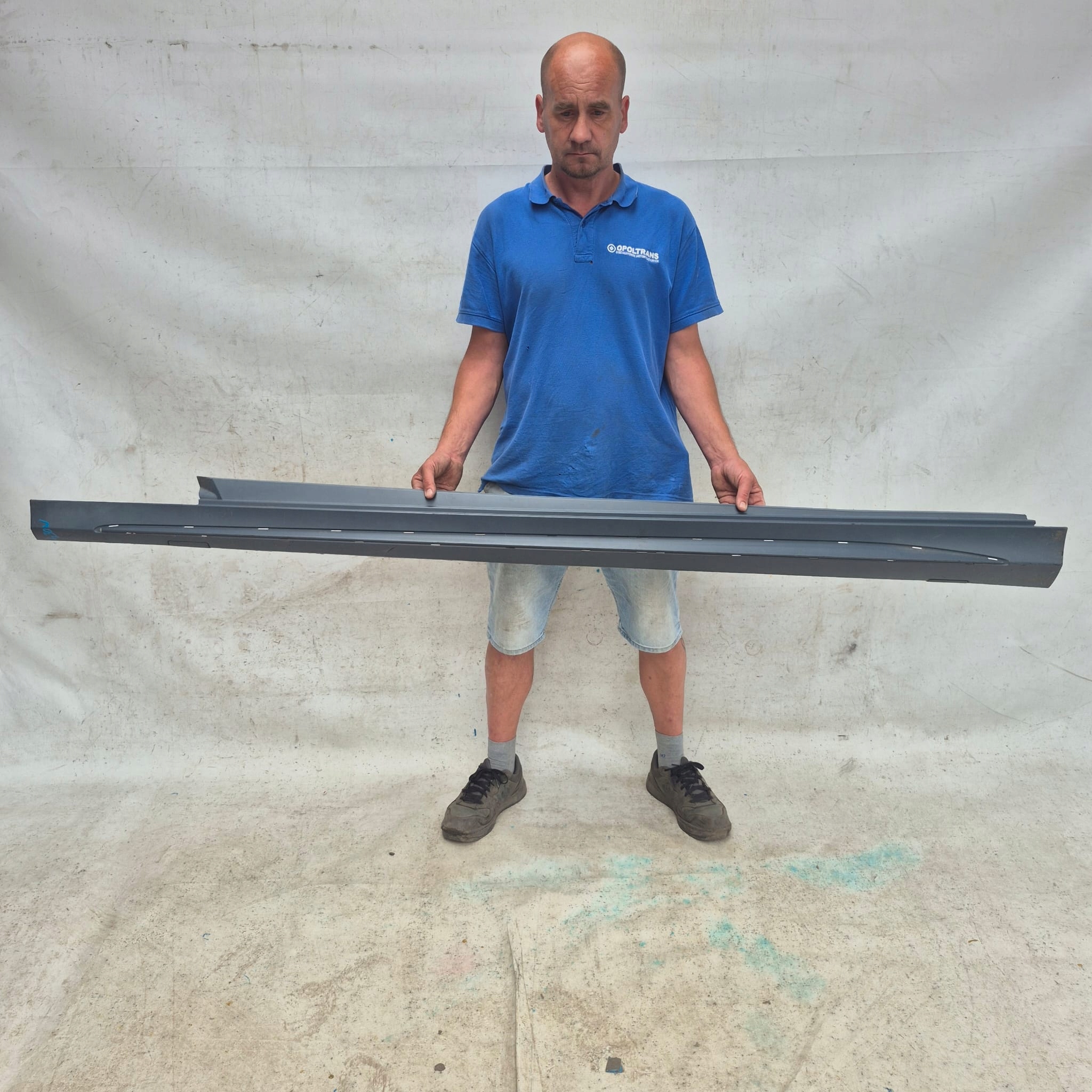 MERCEDES C-KLASA W205 AMG 14-21 threshold left moulding threshold left
