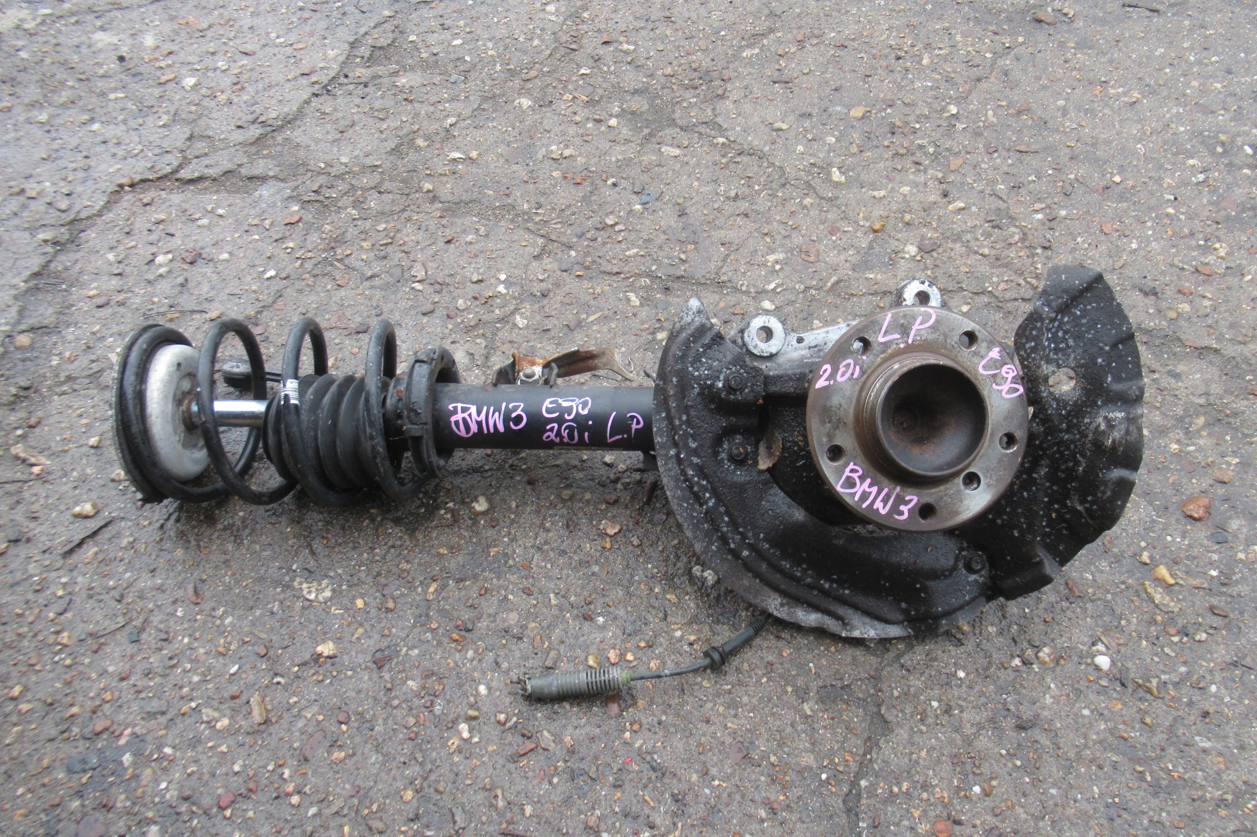 BMW E90 2.0 and McPherson left front EU.