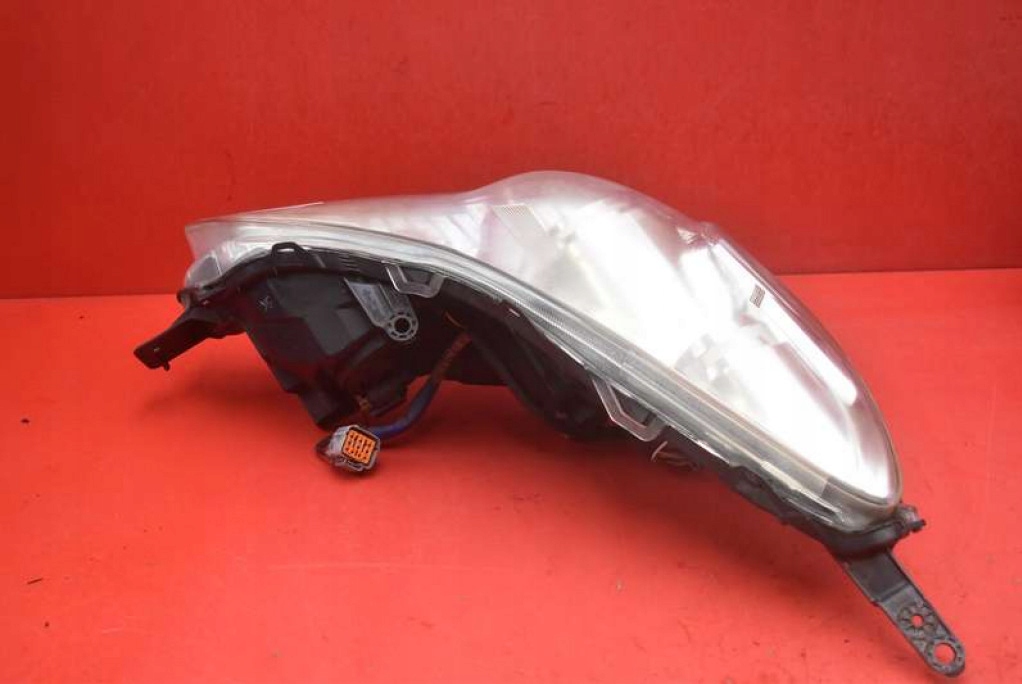 REFLEKTOR right light front XENON EU 100-20064 SUBARU OUTBACK 4 IV 09-12