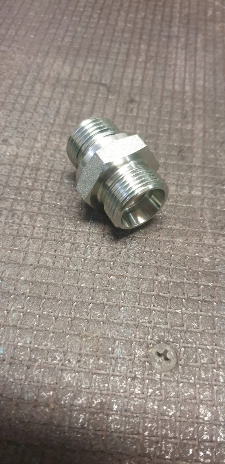Adapter, łącznik, nypel DN12 2x M22x1,5