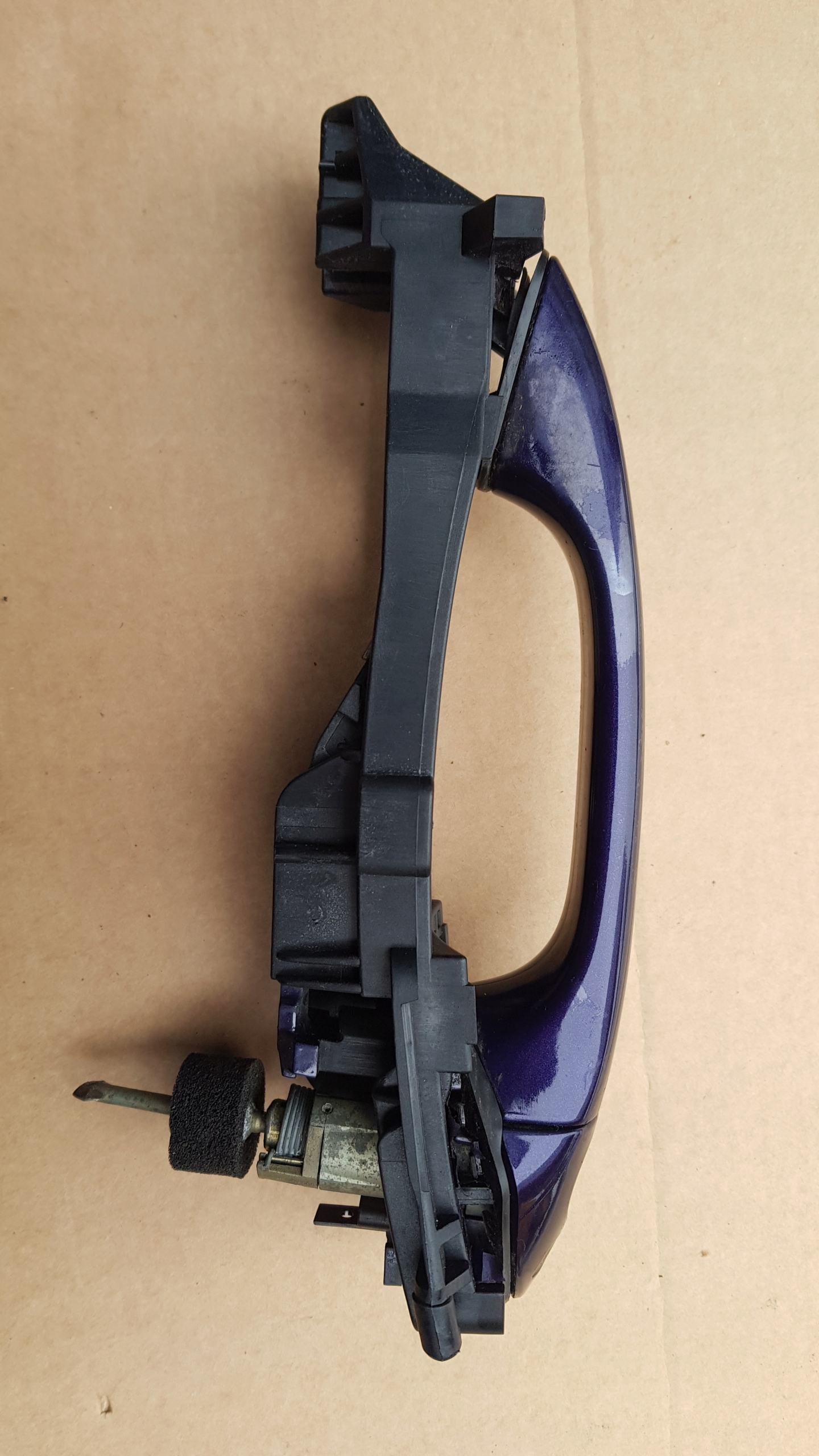 MERCEDES W203 handle exterior left front 944