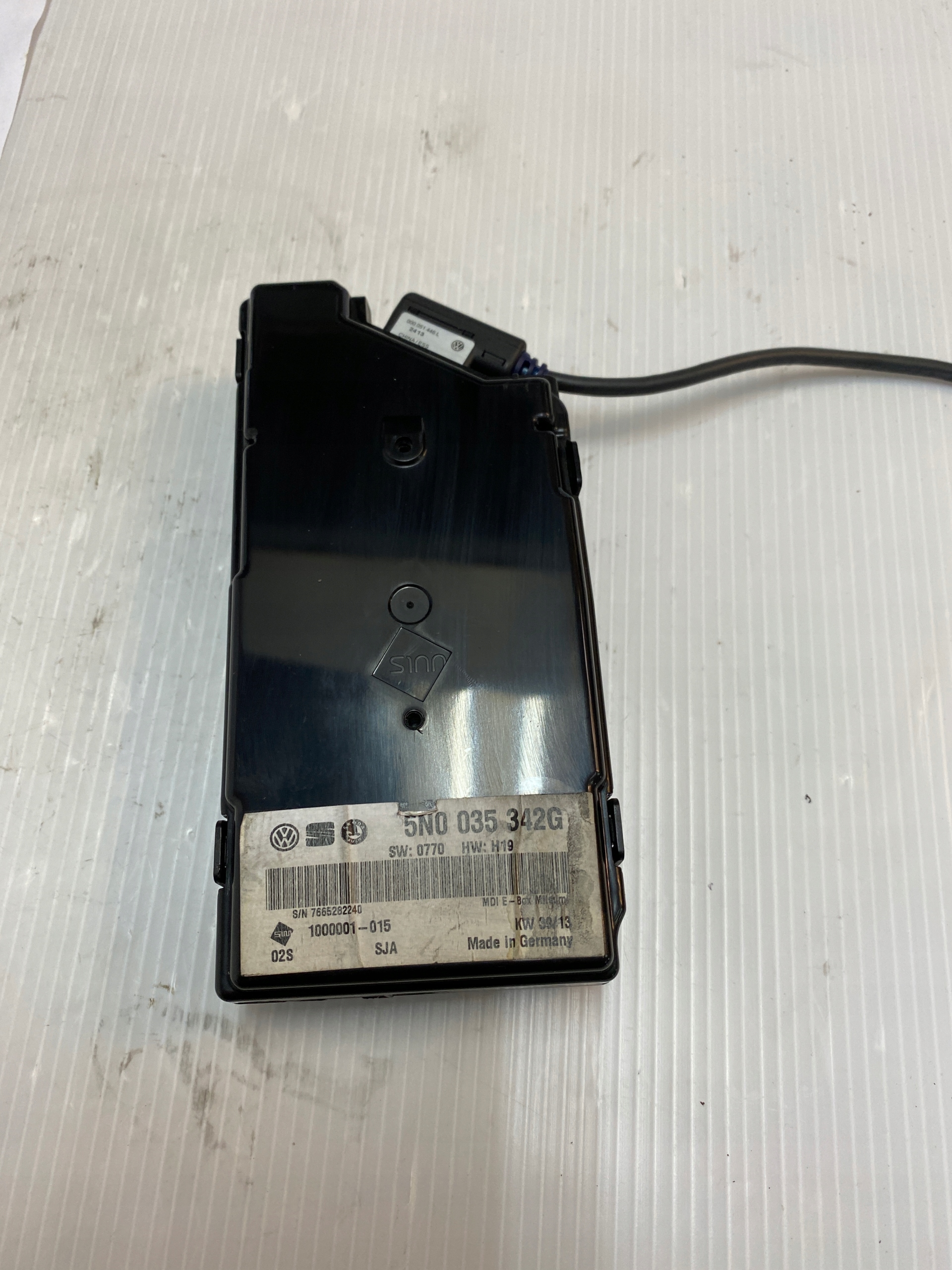 МУЛЬТИМЕДИЙНЫЙ ИНТЕРФЕЙС VW TIGUAN 5N0035342G