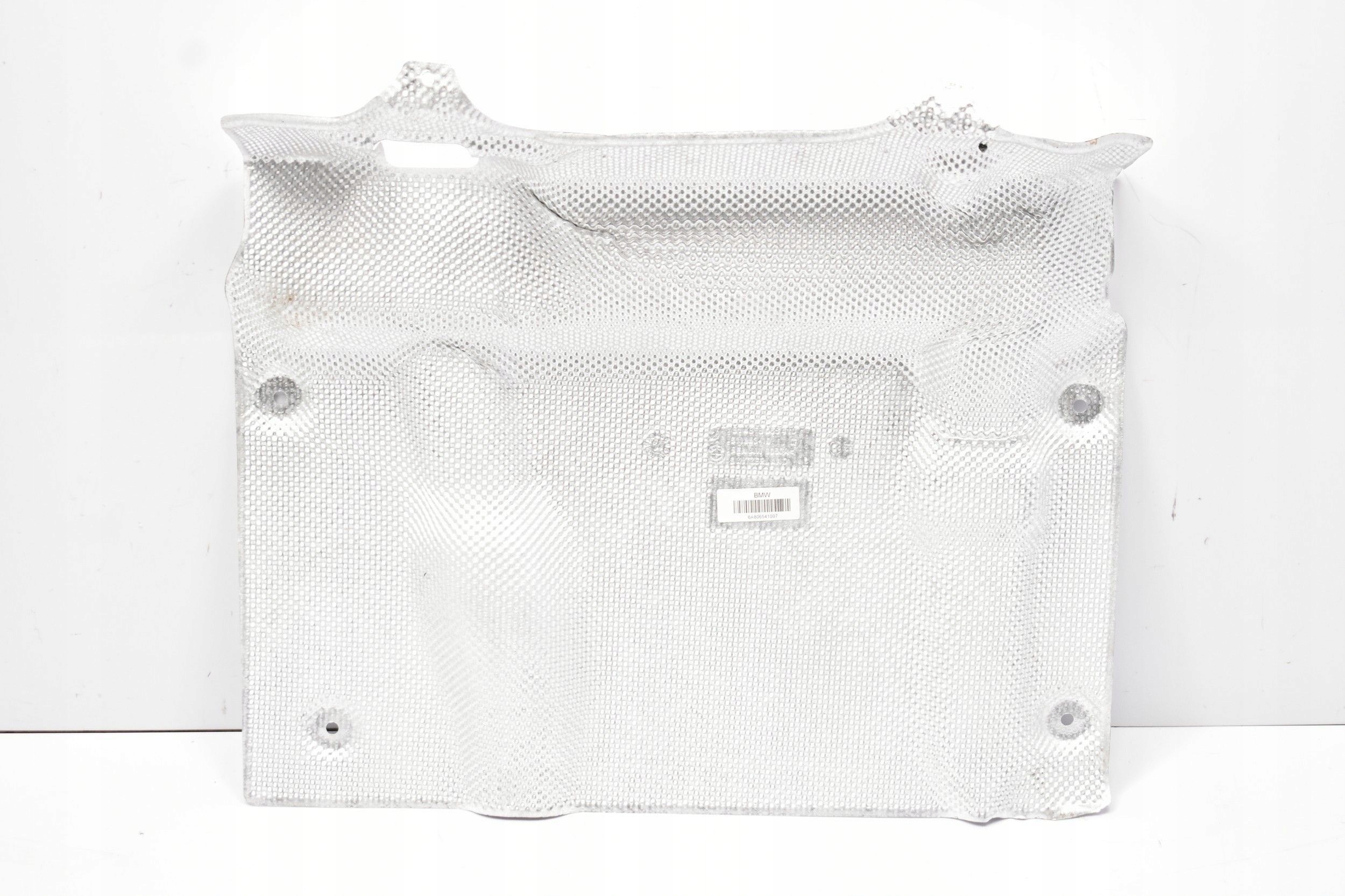 Тепловой щит выхлопа 8065410 BMW M5 F90