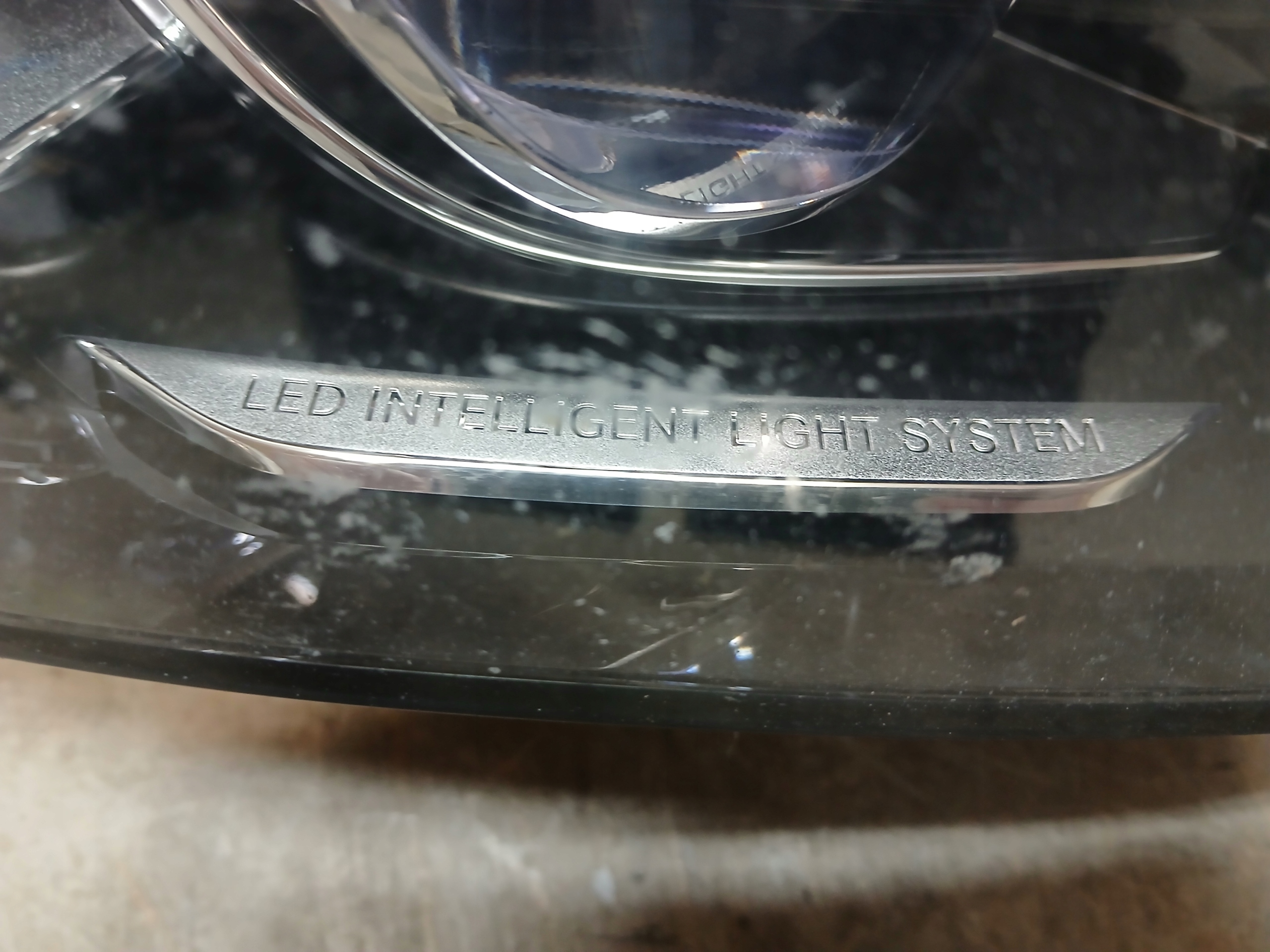 light front right MERCEDES C KLASA W205 FULL LED ILS A2059063204