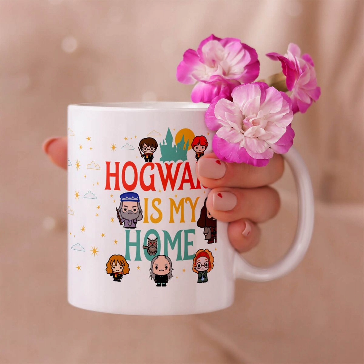 Kubek na kawę Harry Potter Hogwarts is my Home 330 Tematyka, motyw Harry Potter