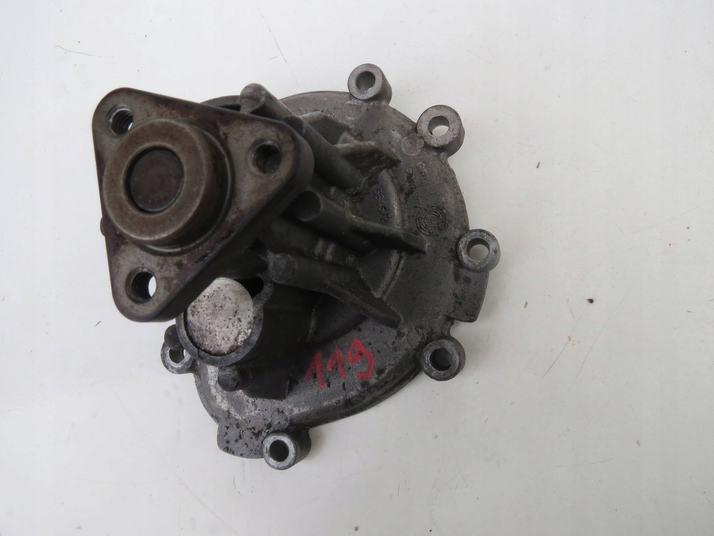 pumpa cirkulacije vode PORSCHE CAYENNE 4.5 V8 94810601104