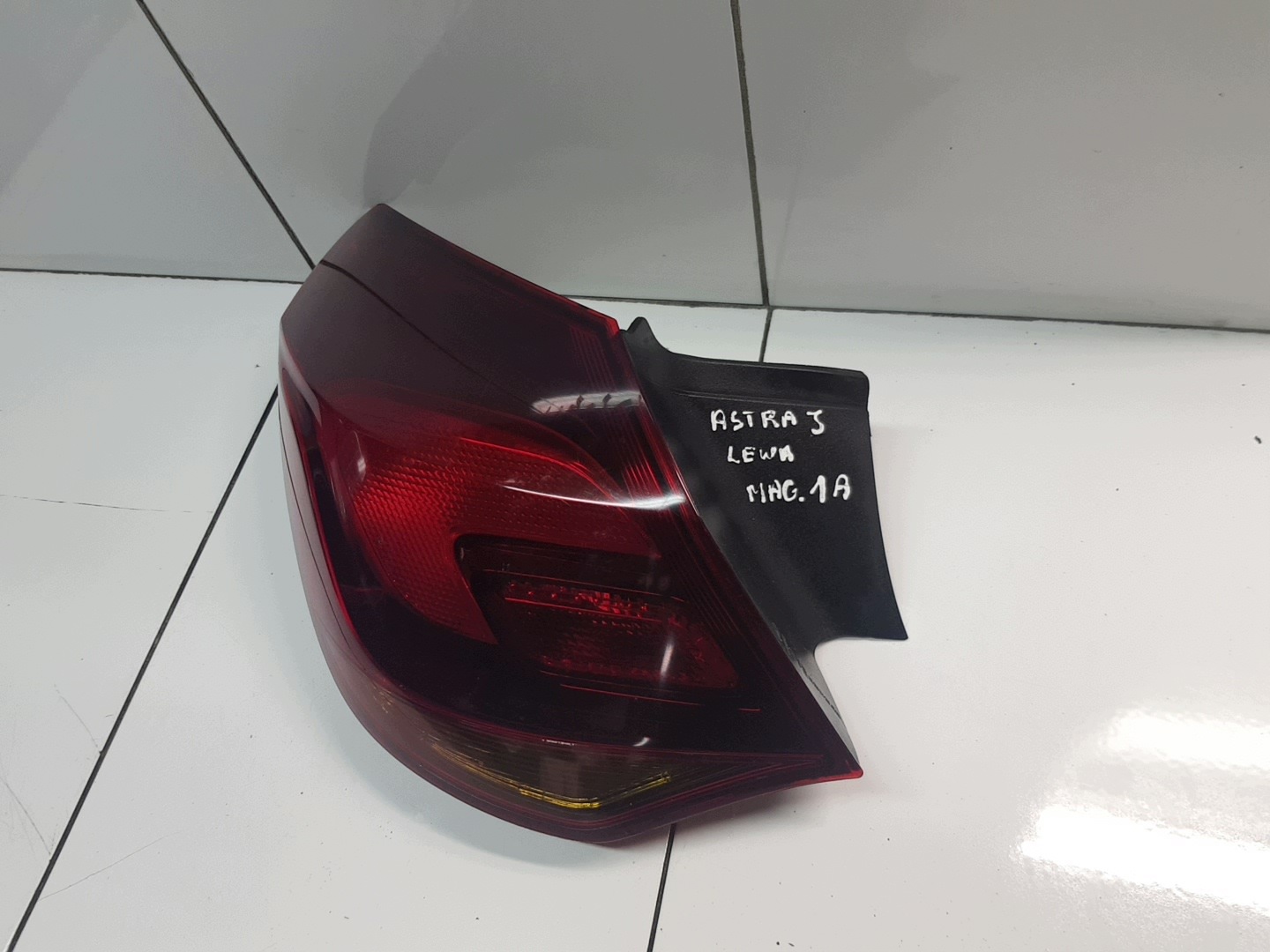 OPEL ASTRA III J HB light left rear part rear 1090098
