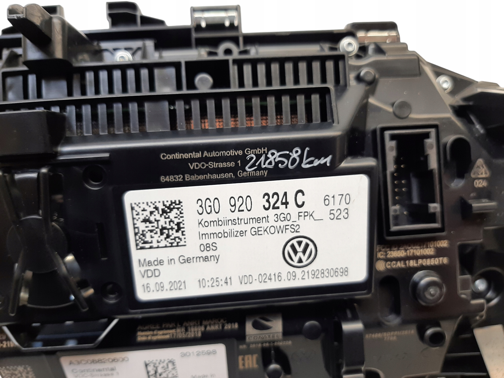 спидометр часы led vw 3G0920324C