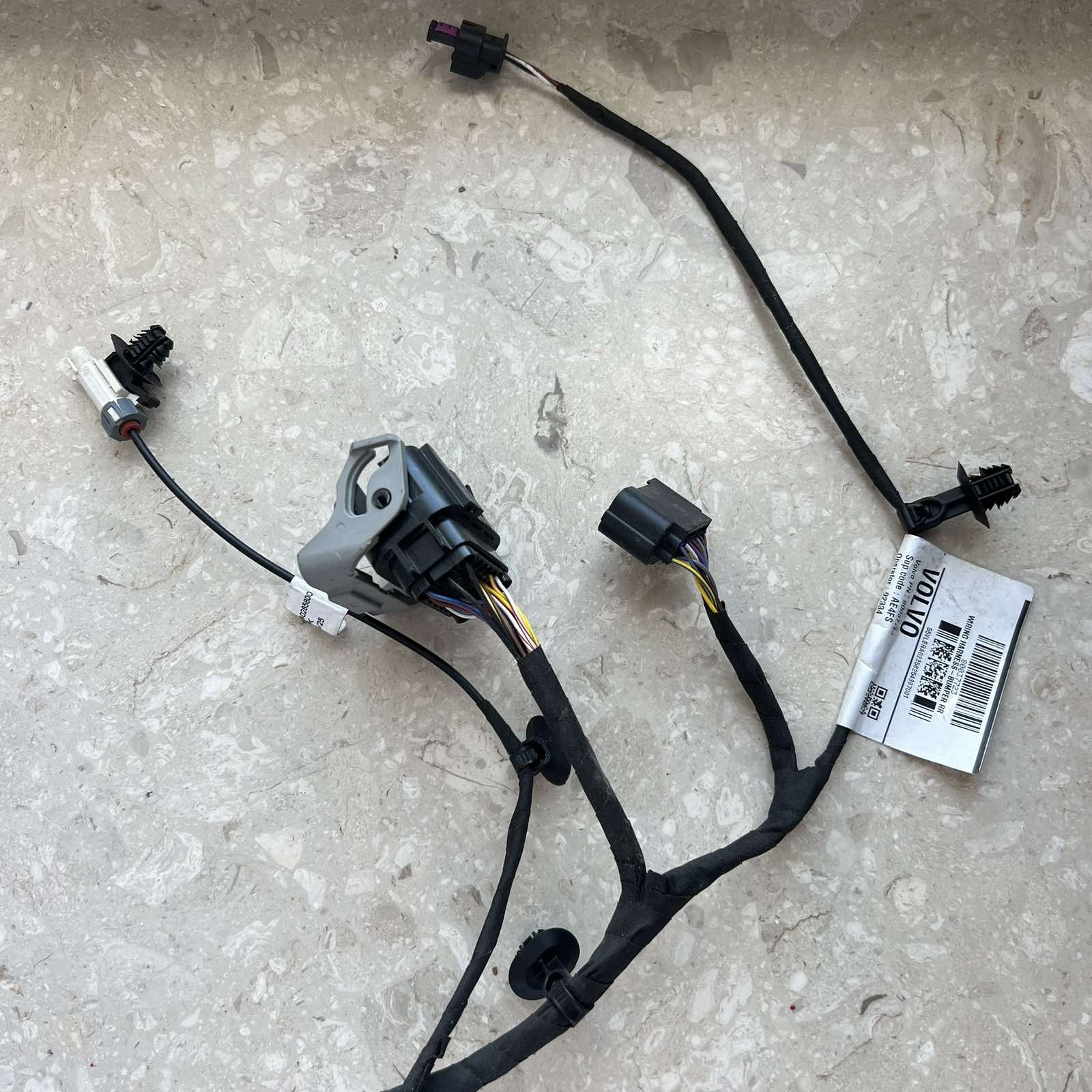 VOLVO EX30 2023-> cablaggio Paraurti posteriore 80037723
