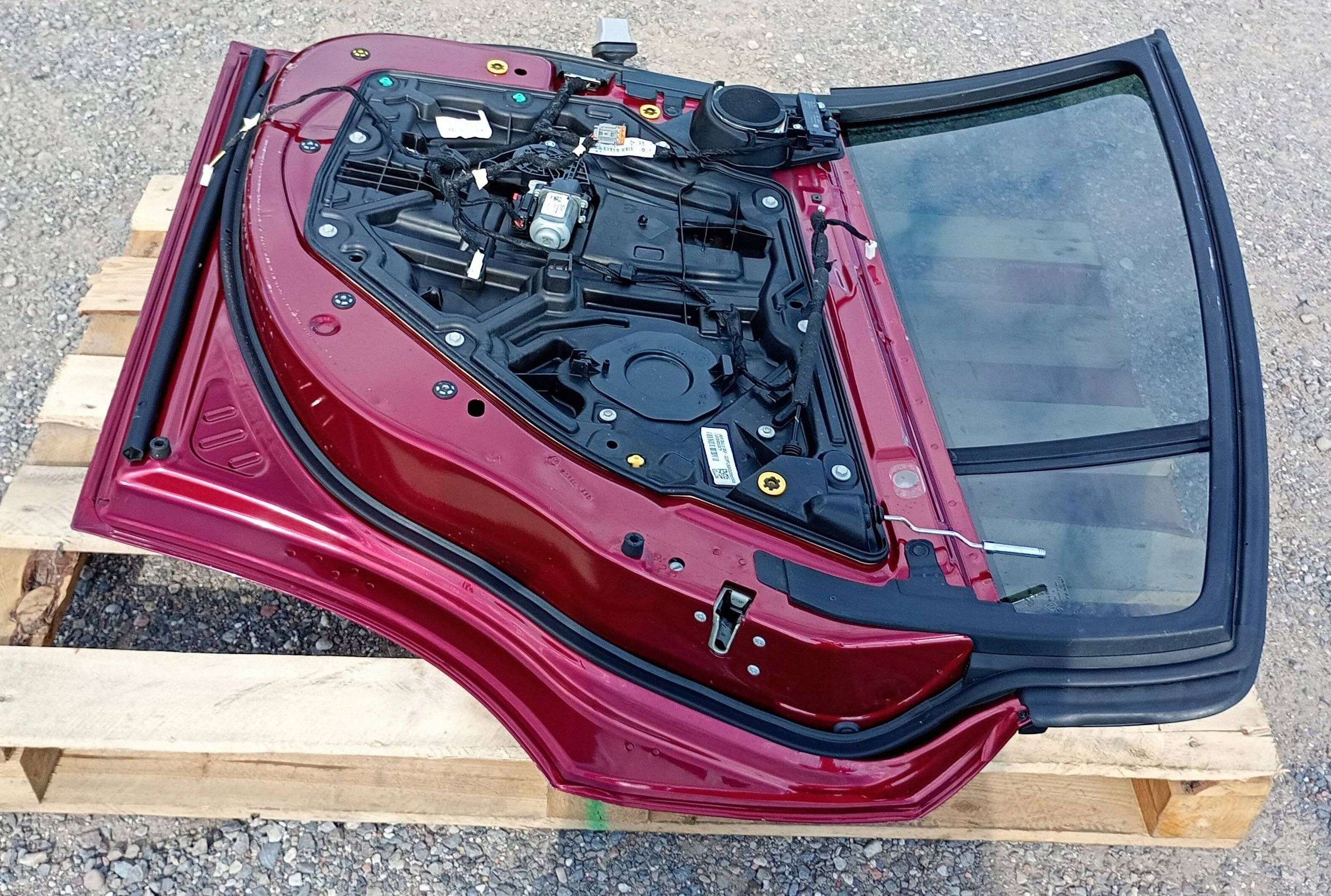 door right rear part rear. right complete Dodge Charger 2015