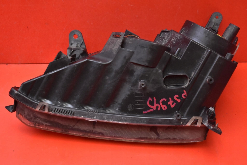 REFLEKTOR right light front EU 155888-00 OPEL SIGNUM C 03-05