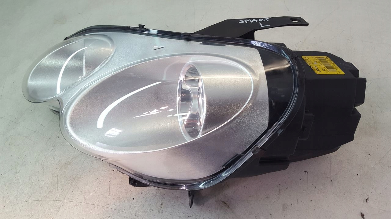 light front front left Smart Forfour