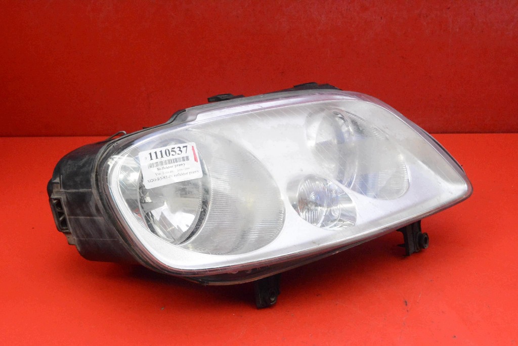 REFLEKTOR right light front EU 2K0941006B VW TOURAN 1 and 03-06