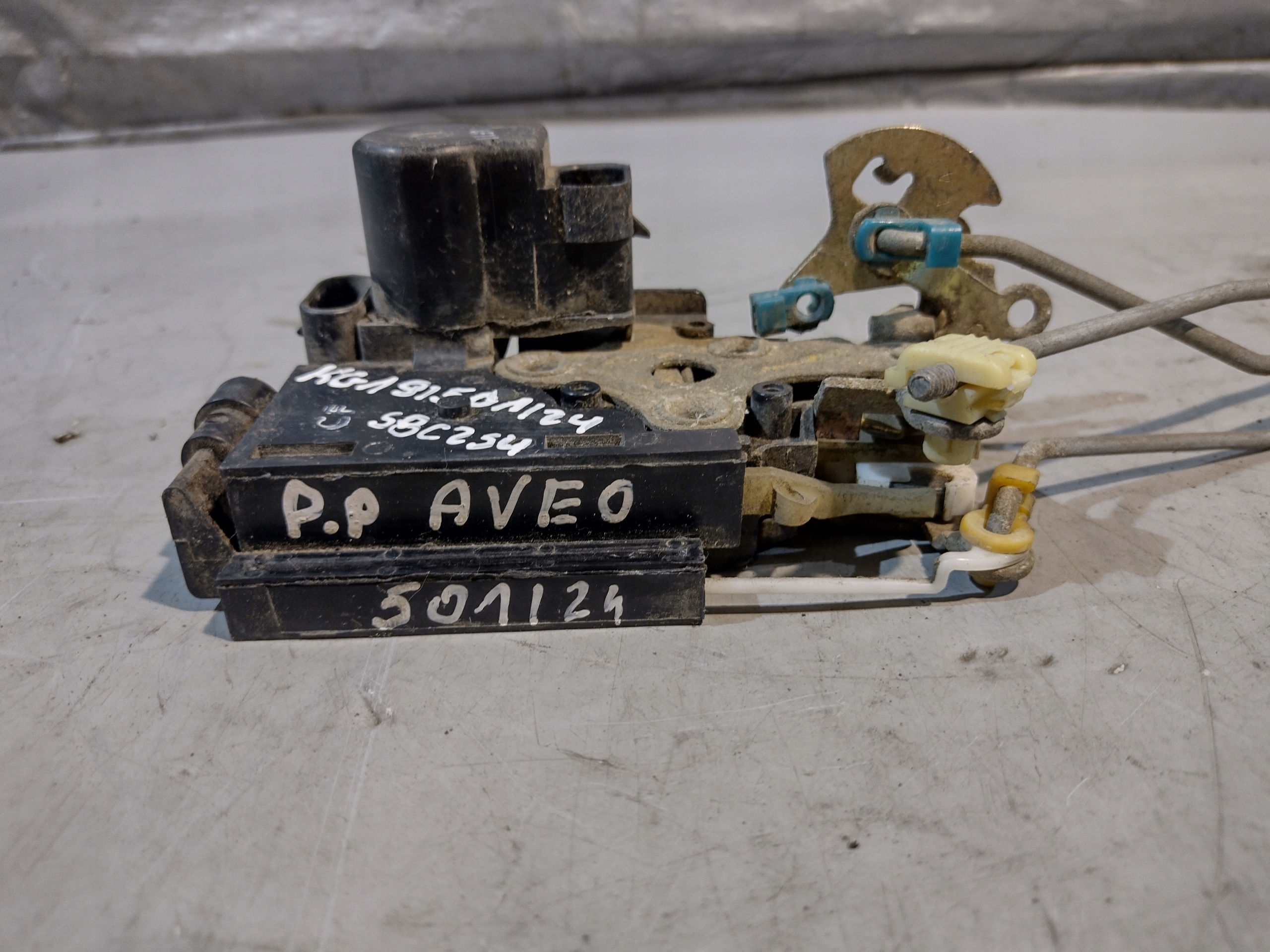 lock door right front Chevrolet Aveo and 1 T200