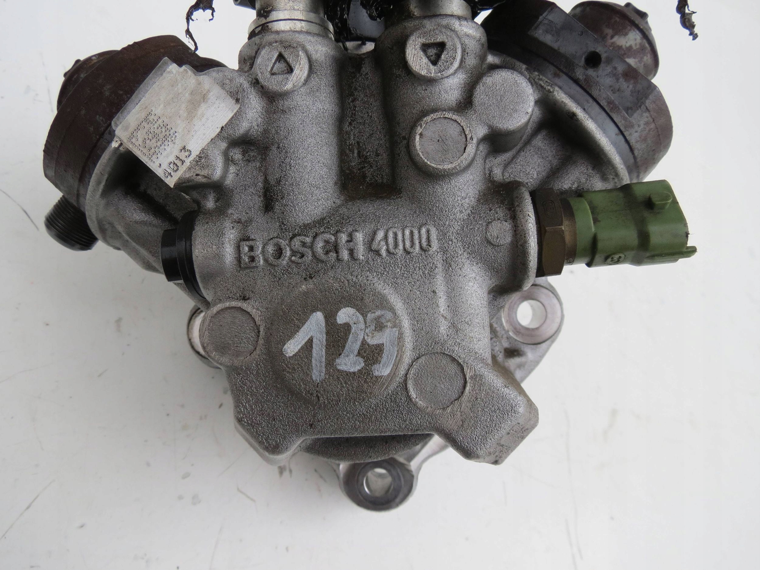injection pump VOLVO S60 II 31272896