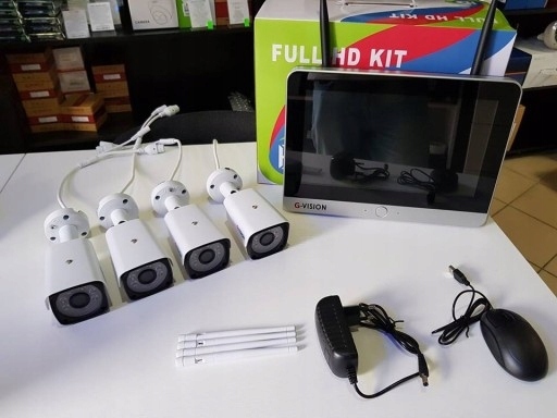 Zestaw 4 kamery IP FullHD 2Mpx WIFI LCD dysk 500GB Marka Inna
