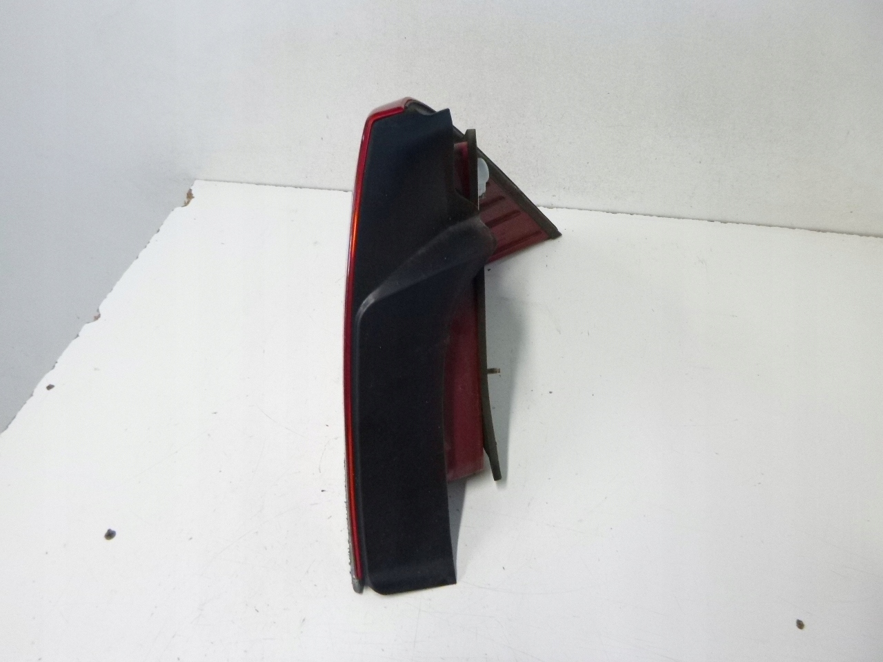 light rear Ford Mondeo III sedan HB 01r.