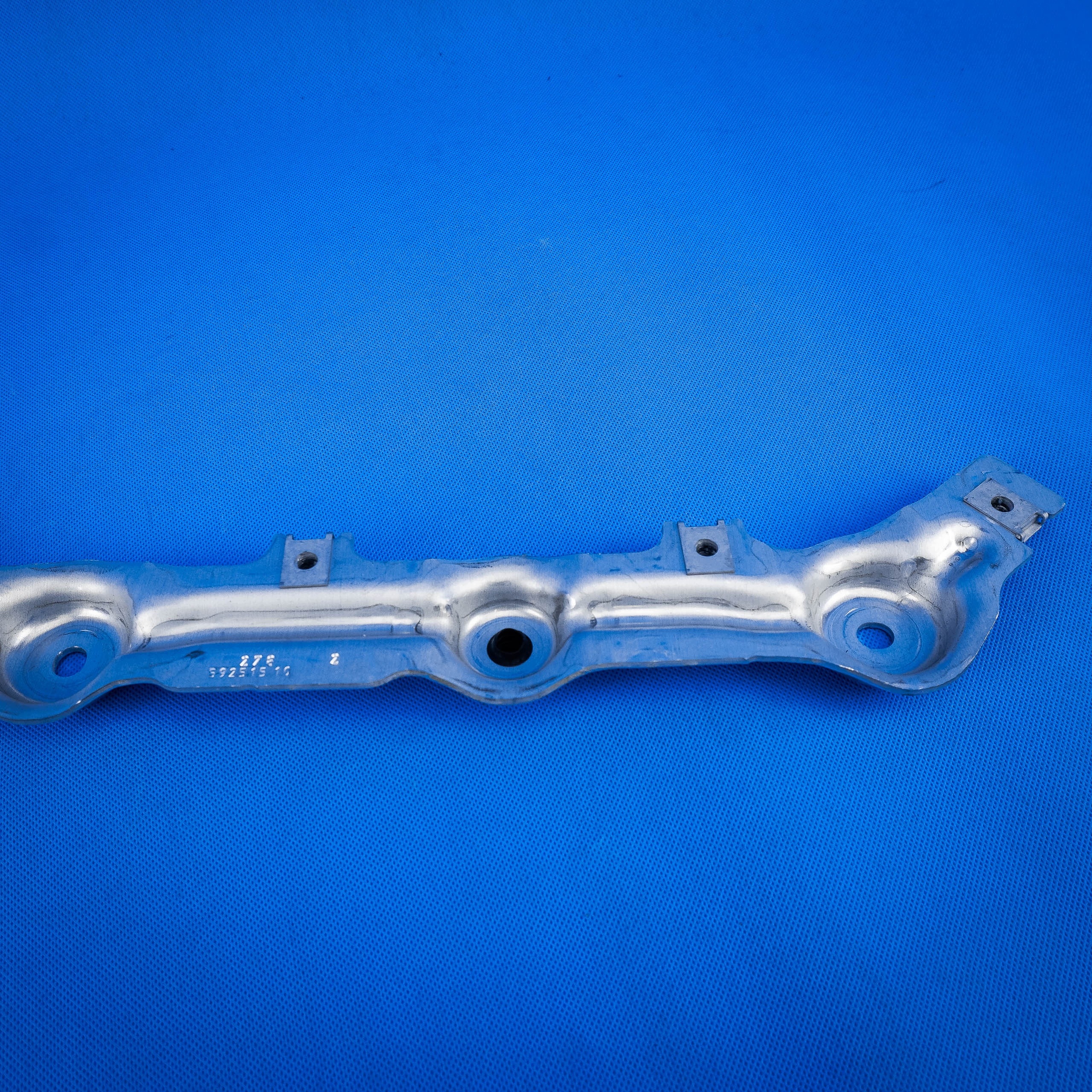 console bracket chassis front BMW 3 G20 4 G22 G26 31146884361 6884361 21km