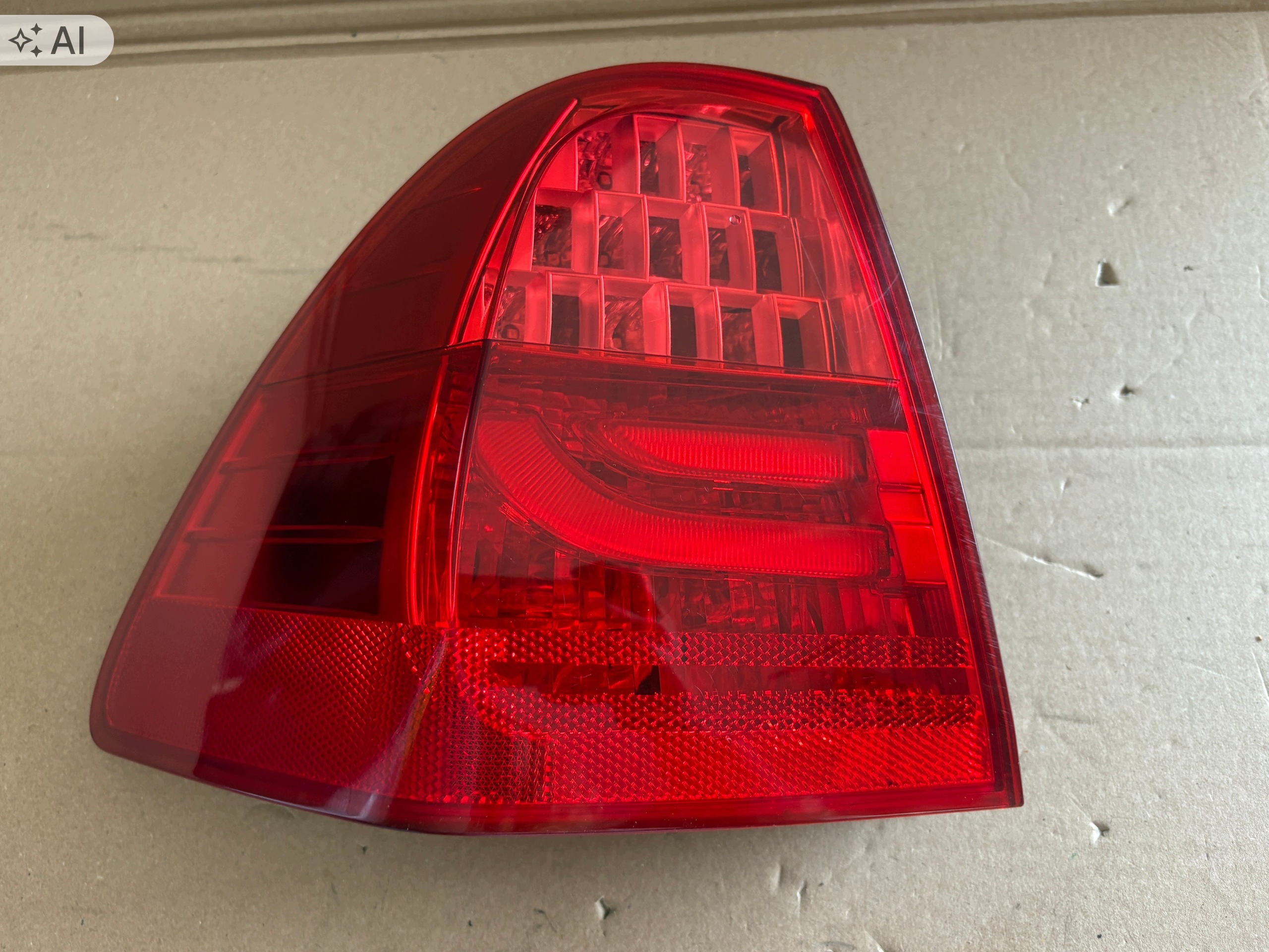 BMW E91 light rear left W fender 4871737