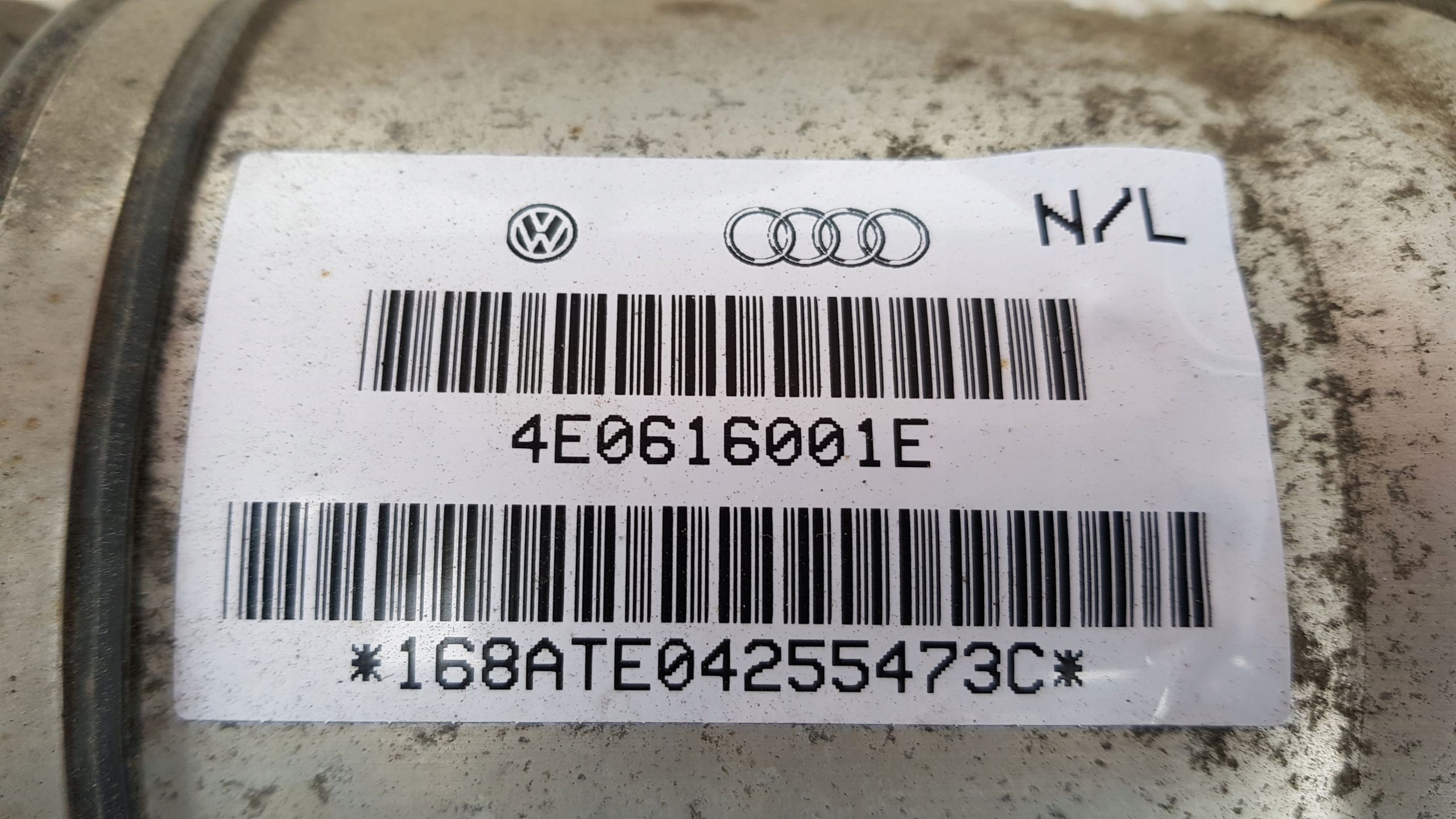AUDI A8 D3 MIECH Stoßdämpfer heck links 4e0616001e