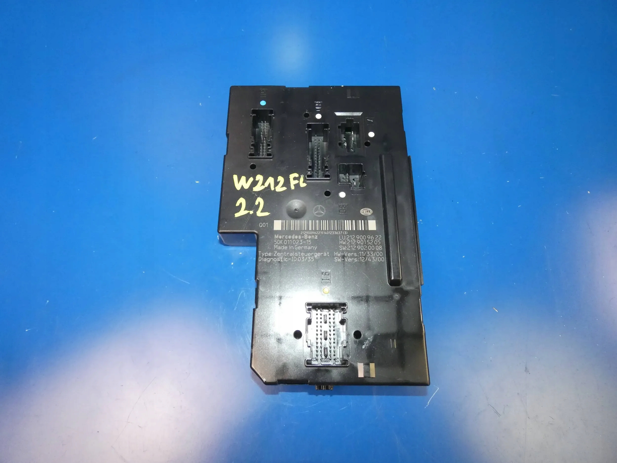 Mercedes E KLASA W212 module control unit SAM