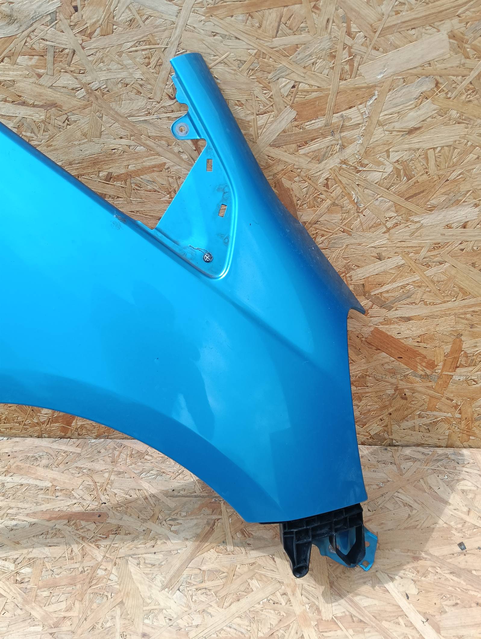 fender right front Honda JAZZ 2009r