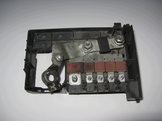 fuse box OPEL ZAFIRA C
