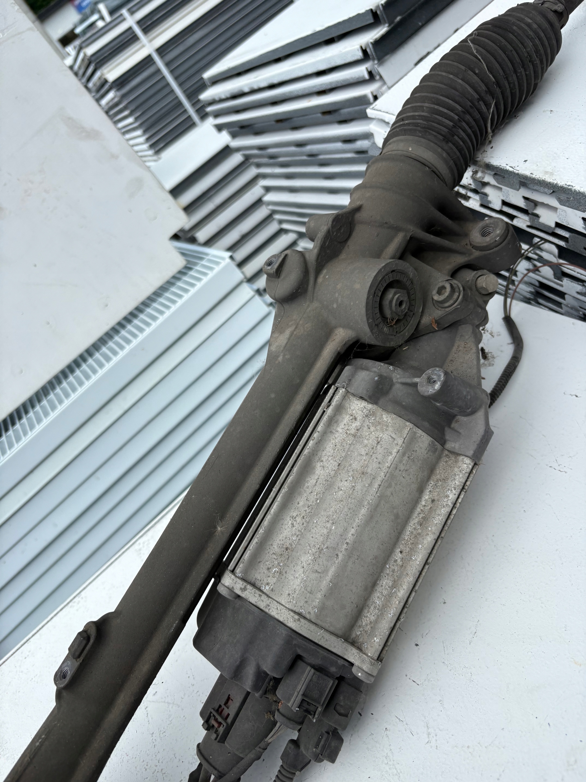 AUDI TT 8J drag rod servo steering control EU 8J0909144C