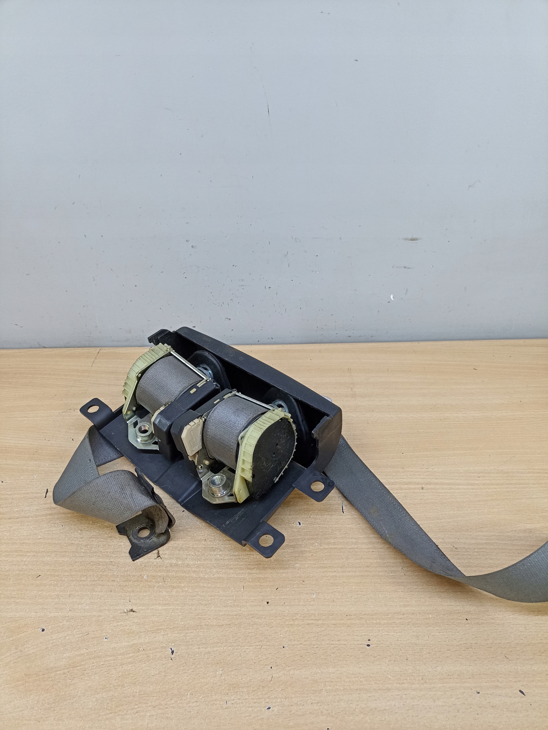 Astra G кабриолет ремень безопасности