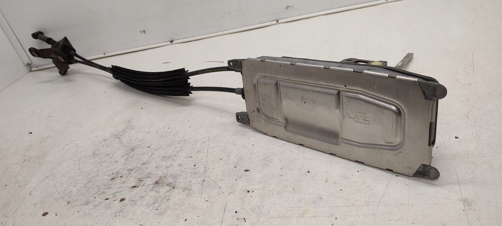 Mecanisme levier vitesse Levier de vitesse Câble Audi A3 8P LIFT 3D 1,6 FSI